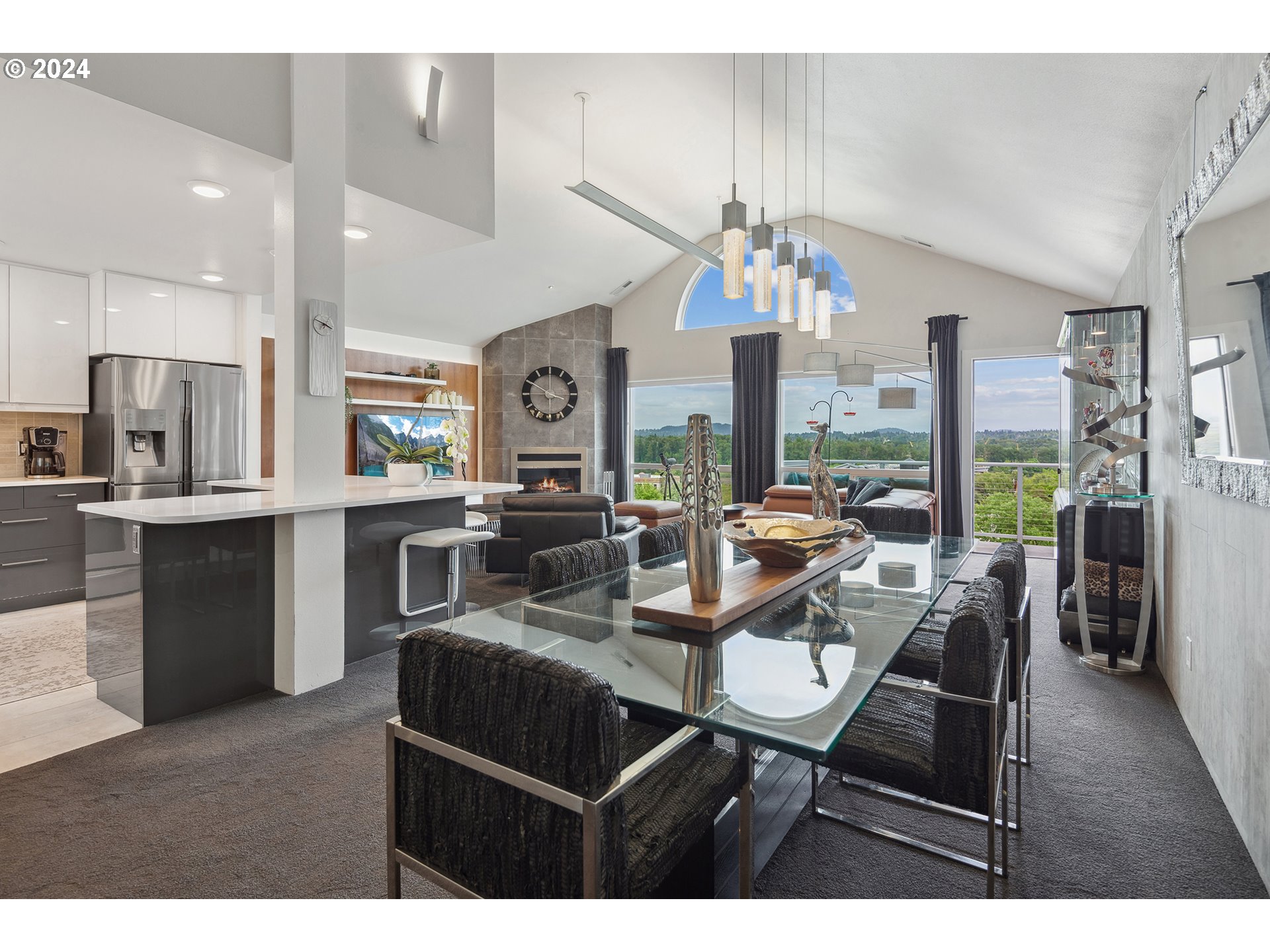 5427 SW VIEW POINT TER