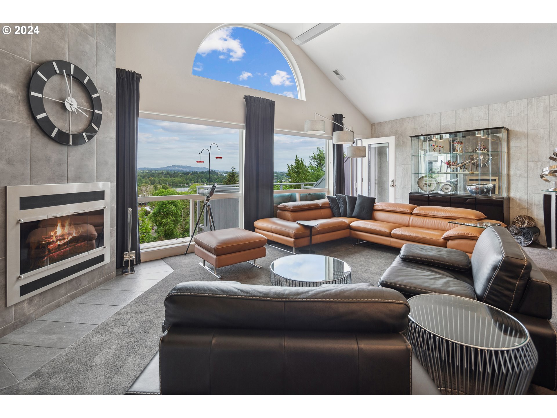 5427 SW VIEW POINT TER