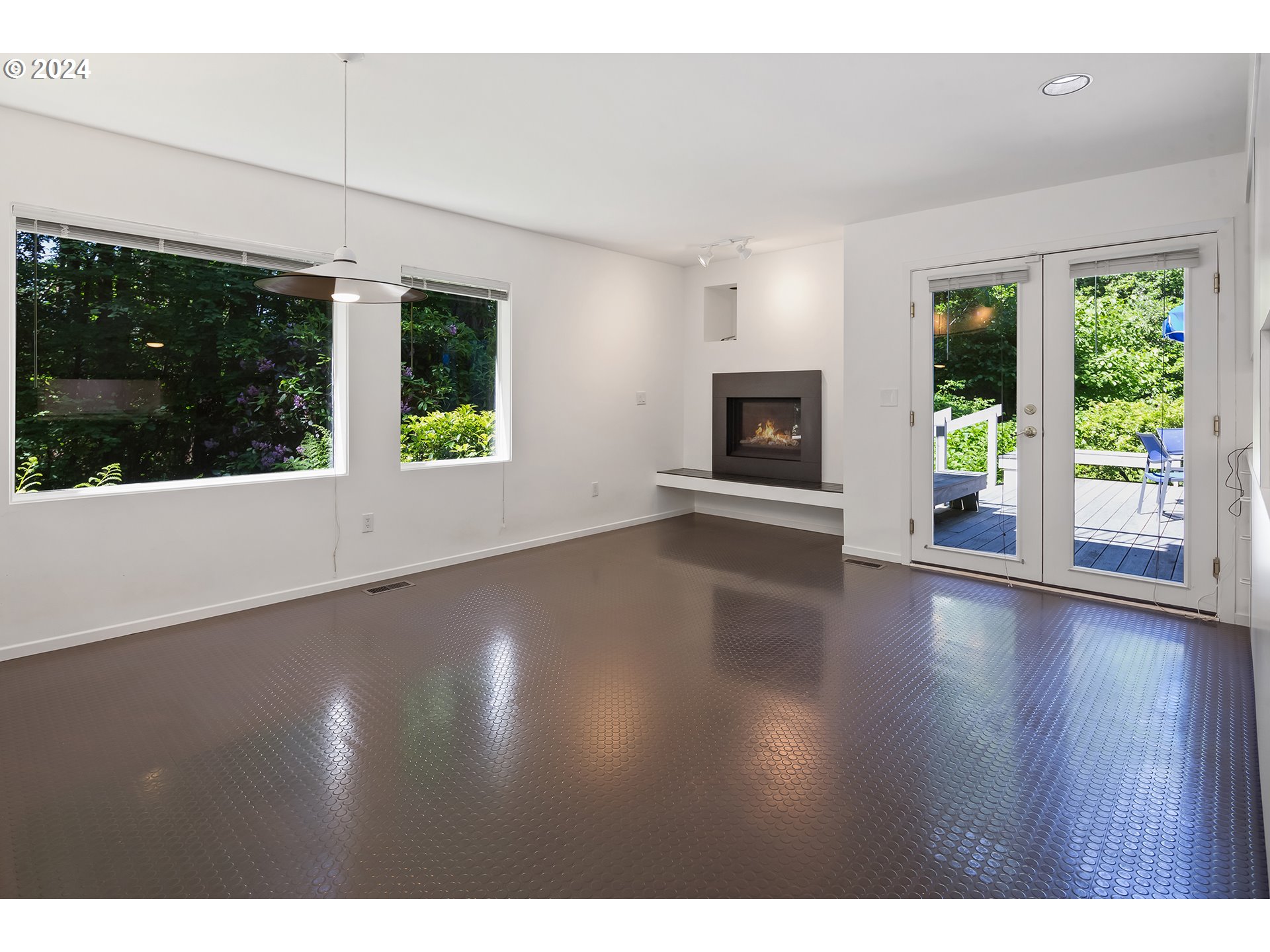 2275 SW MAYFIELD AVE