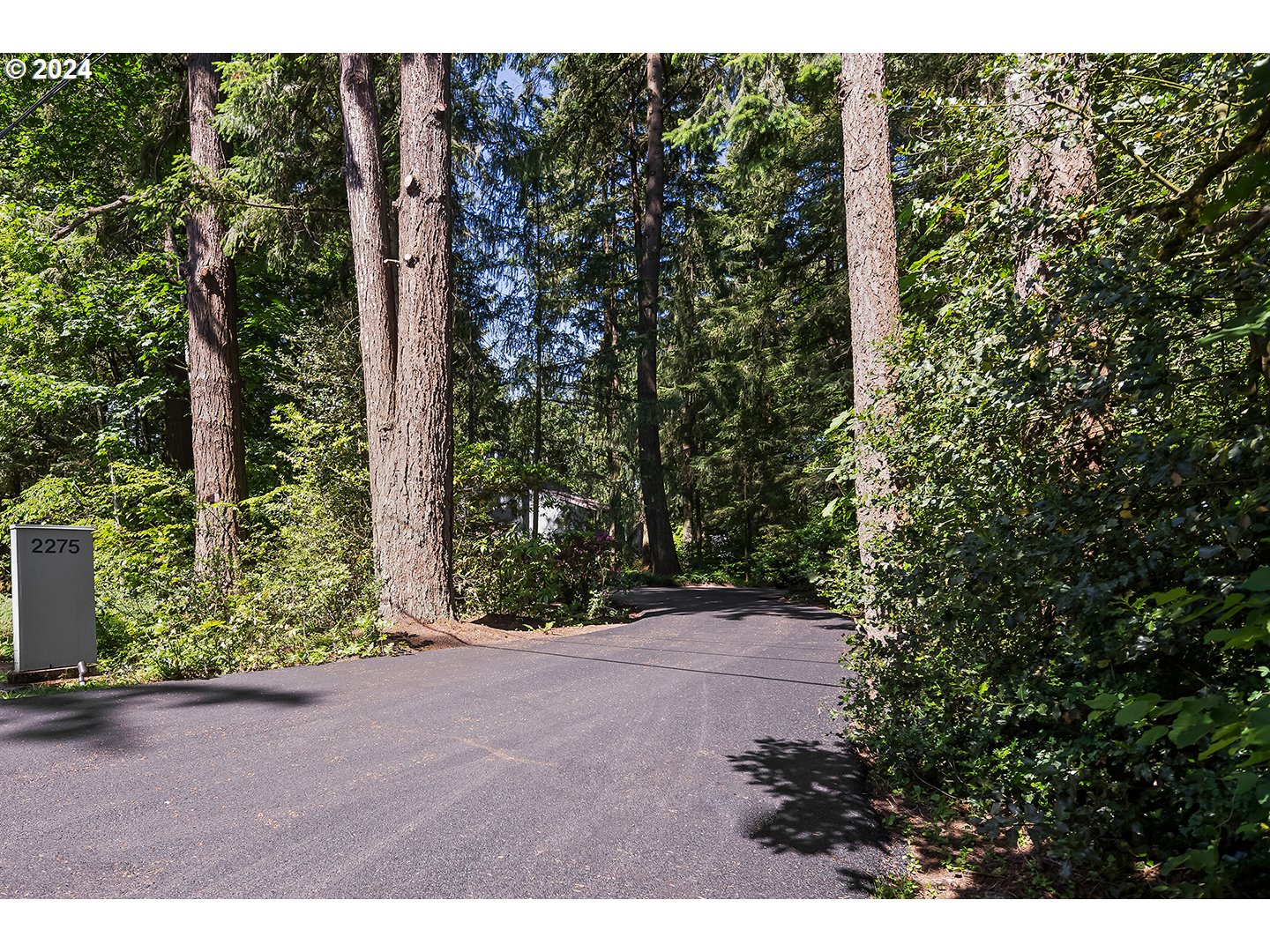 2275 SW MAYFIELD AVE