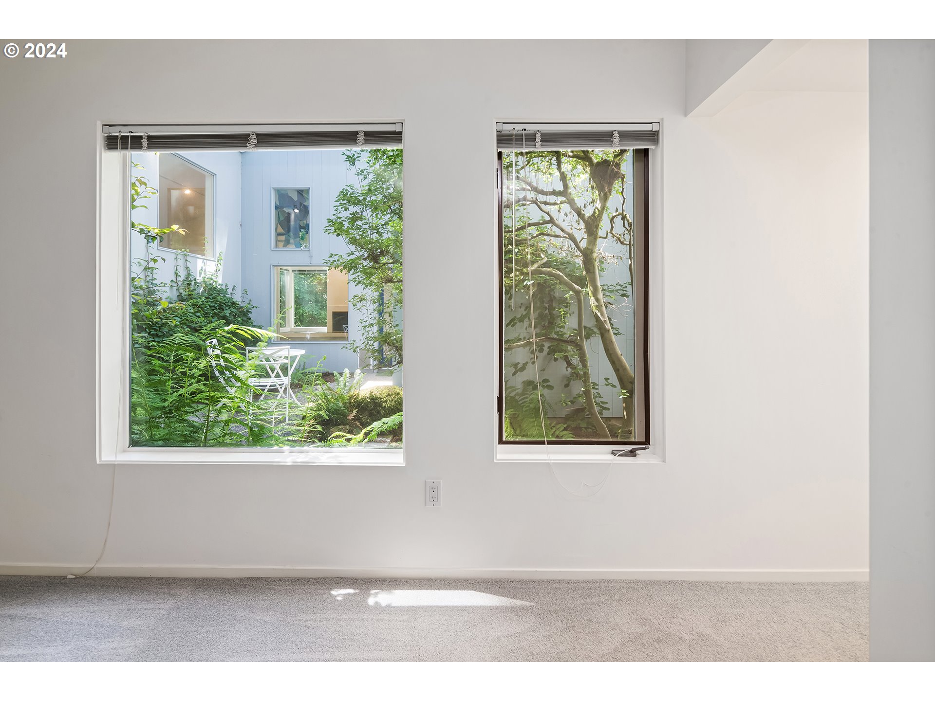 2275 SW MAYFIELD AVE