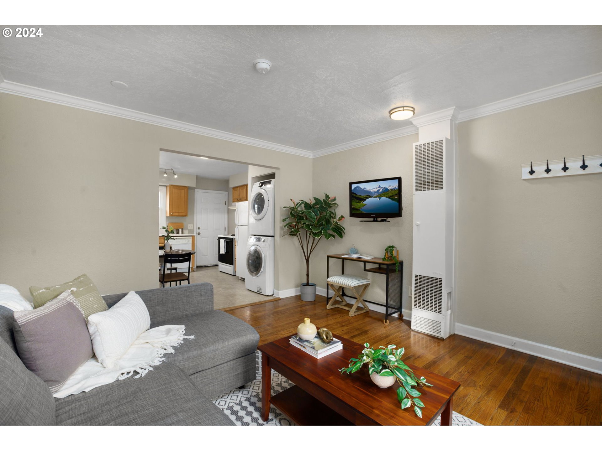 2530 NE KILLINGSWORTH ST 3