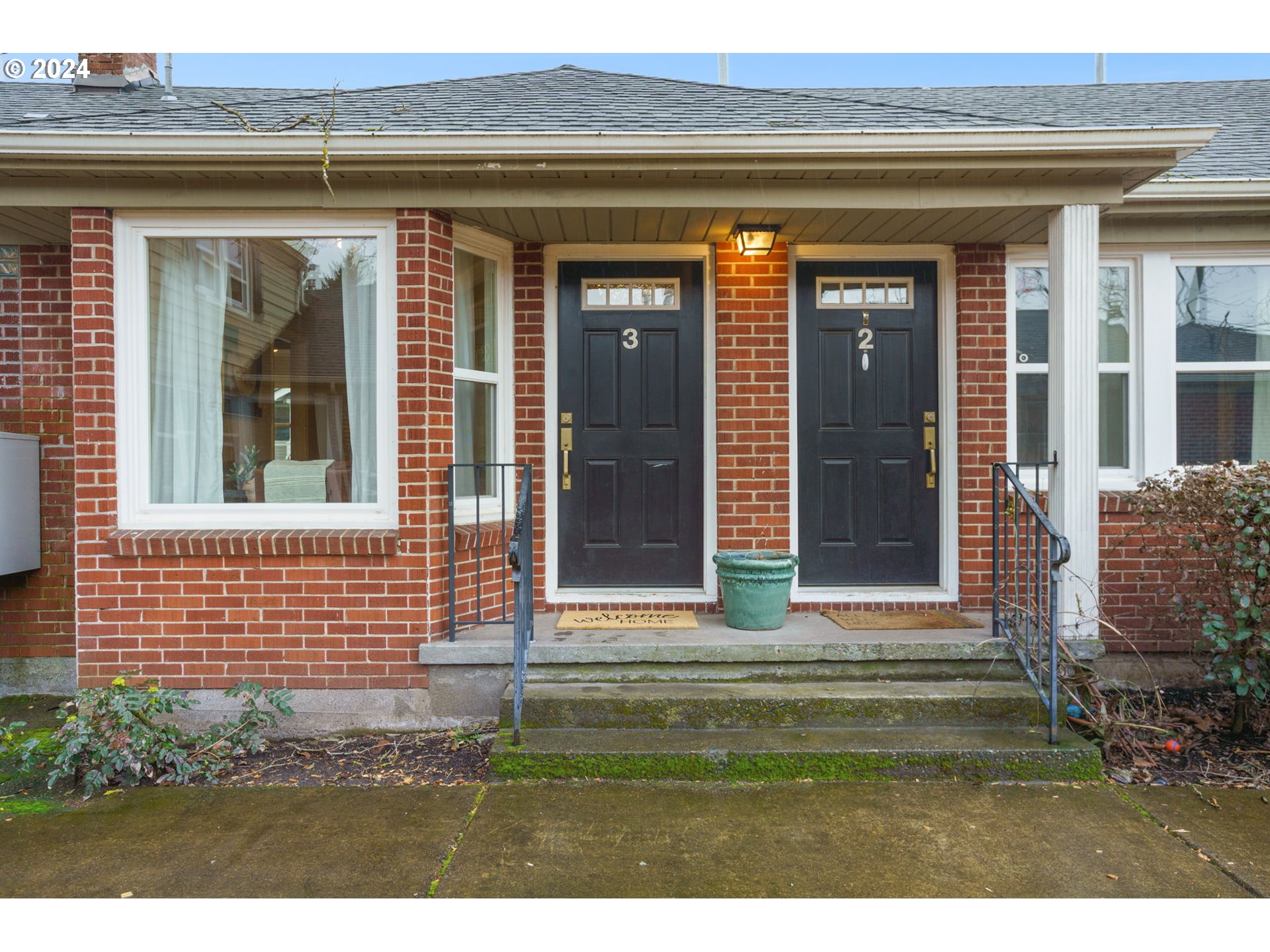 2530 NE KILLINGSWORTH ST 3