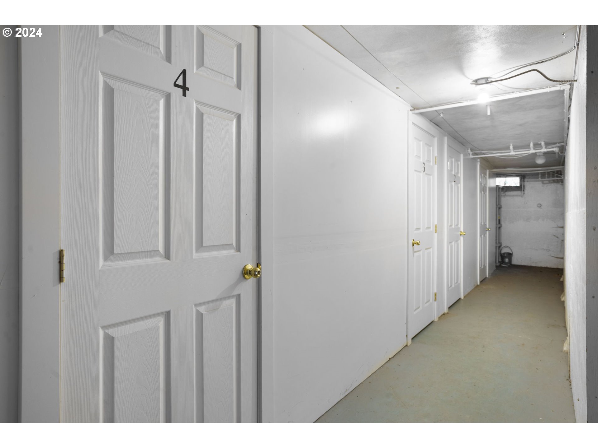 2530 NE KILLINGSWORTH ST 3