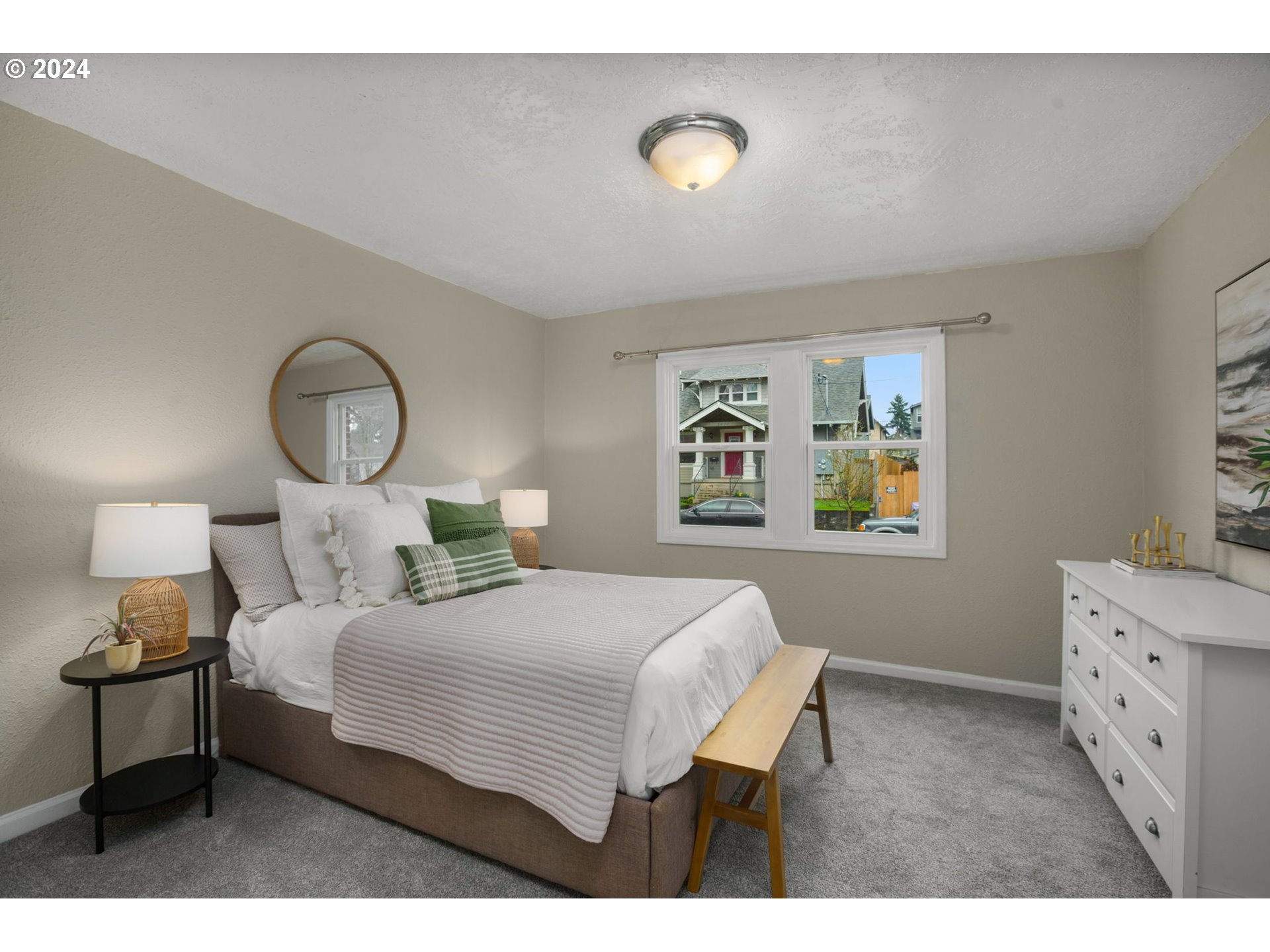 2530 NE KILLINGSWORTH ST 3