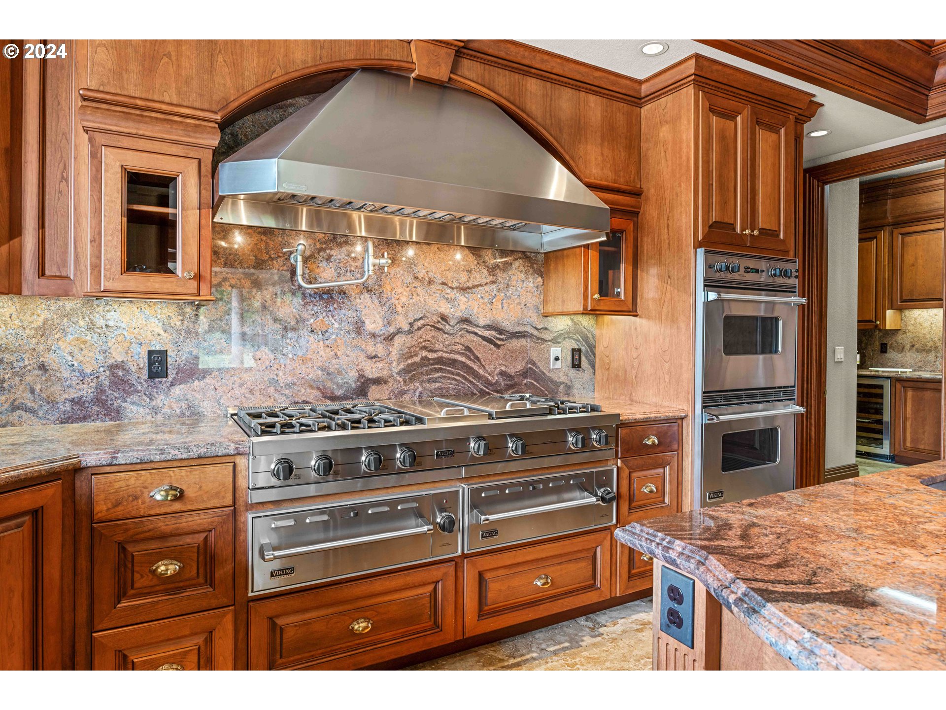 27050 SW Petes Mountain RD