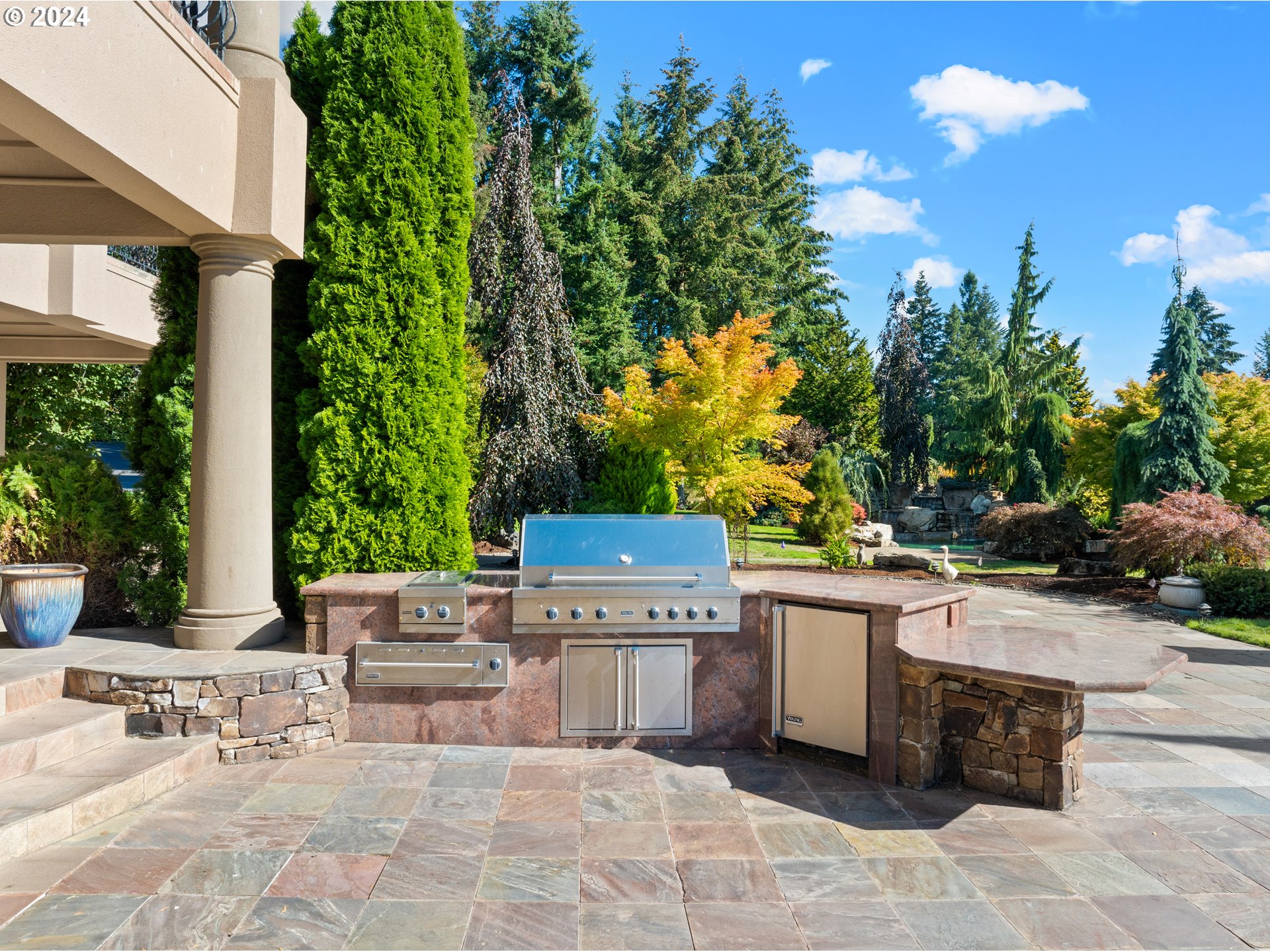 27050 SW Petes Mountain RD