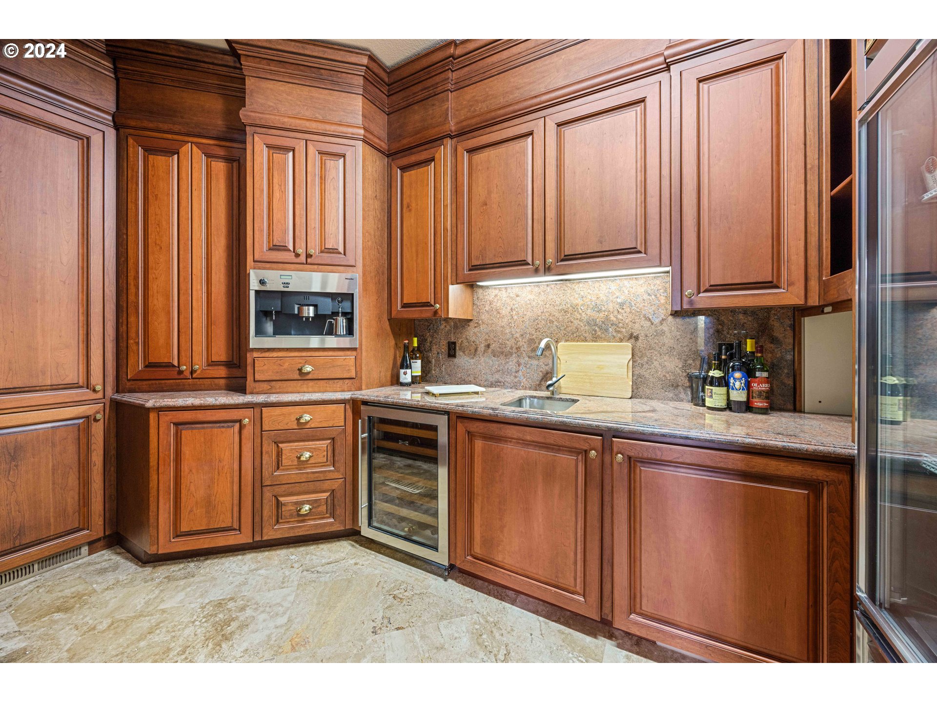 27050 SW Petes Mountain RD