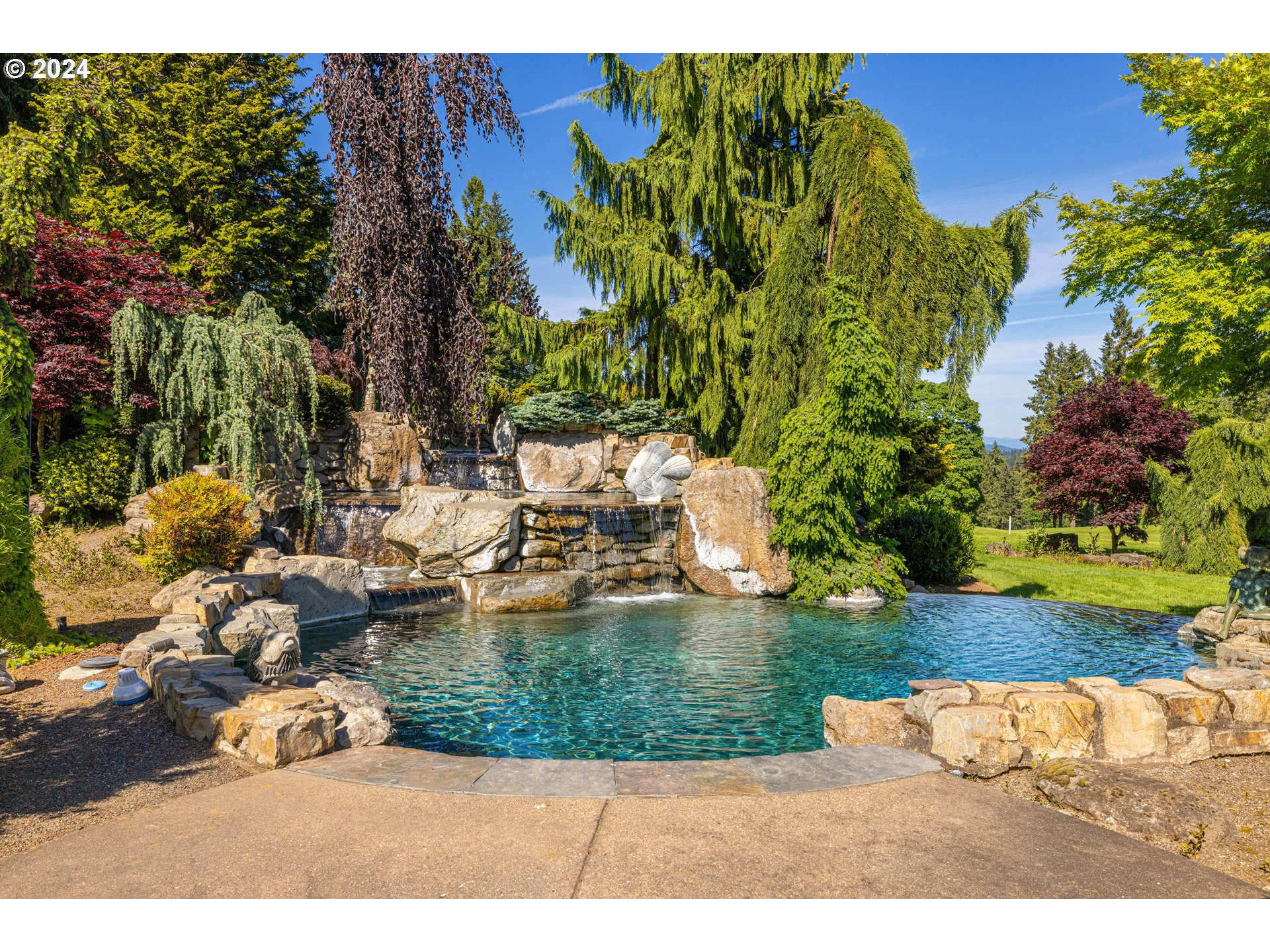 27050 SW Petes Mountain RD