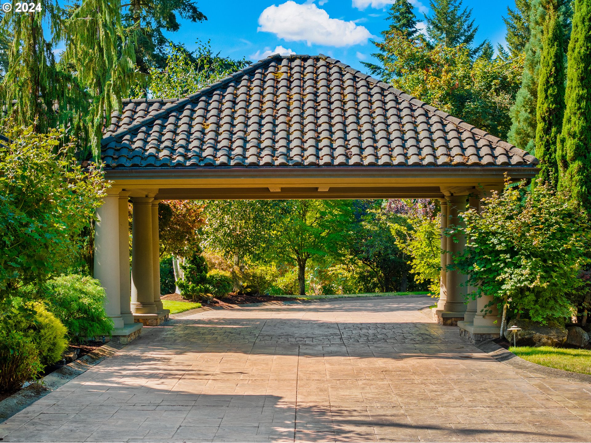 27050 SW Petes Mountain RD