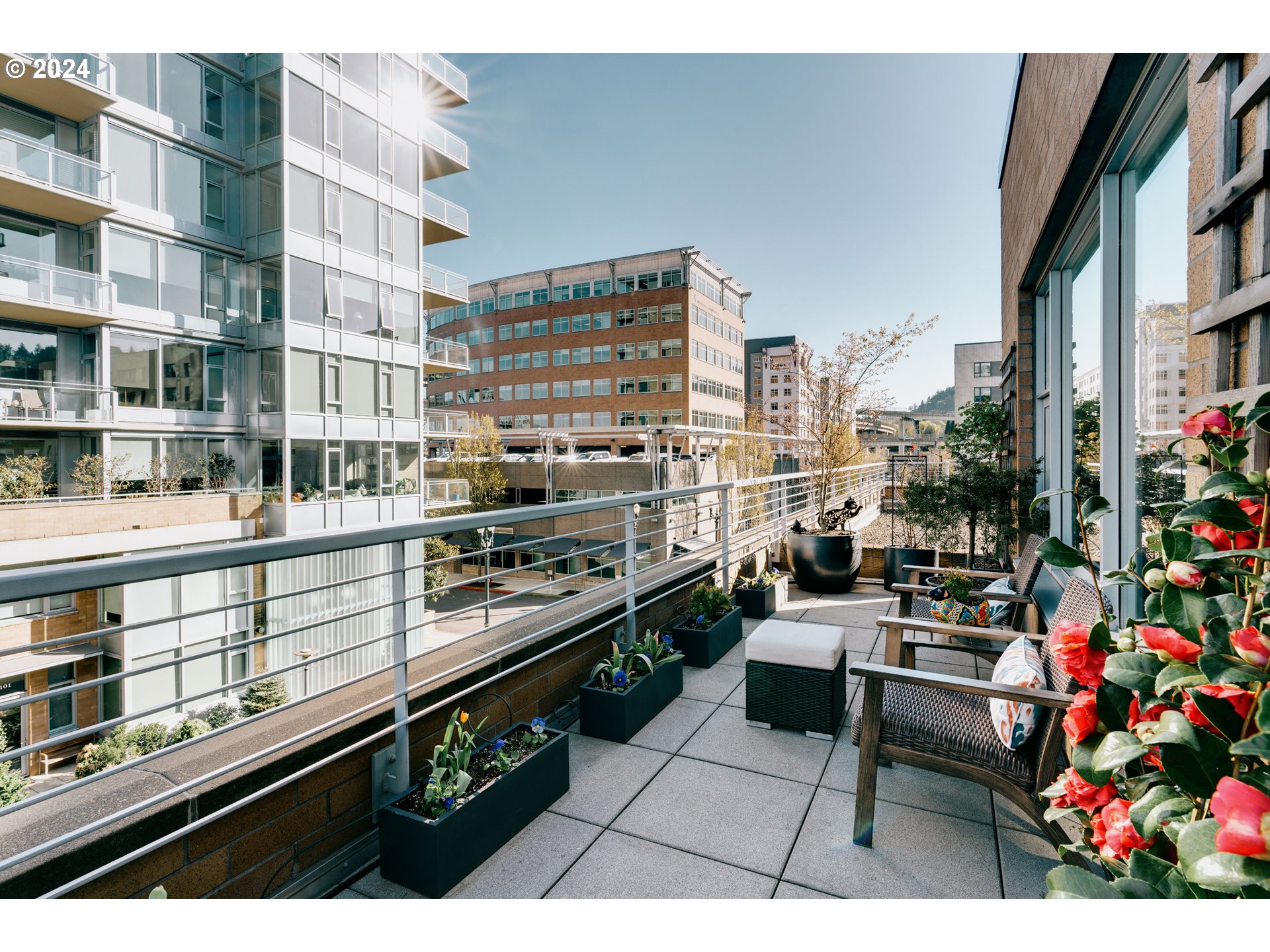 1930 S RIVER DR W107