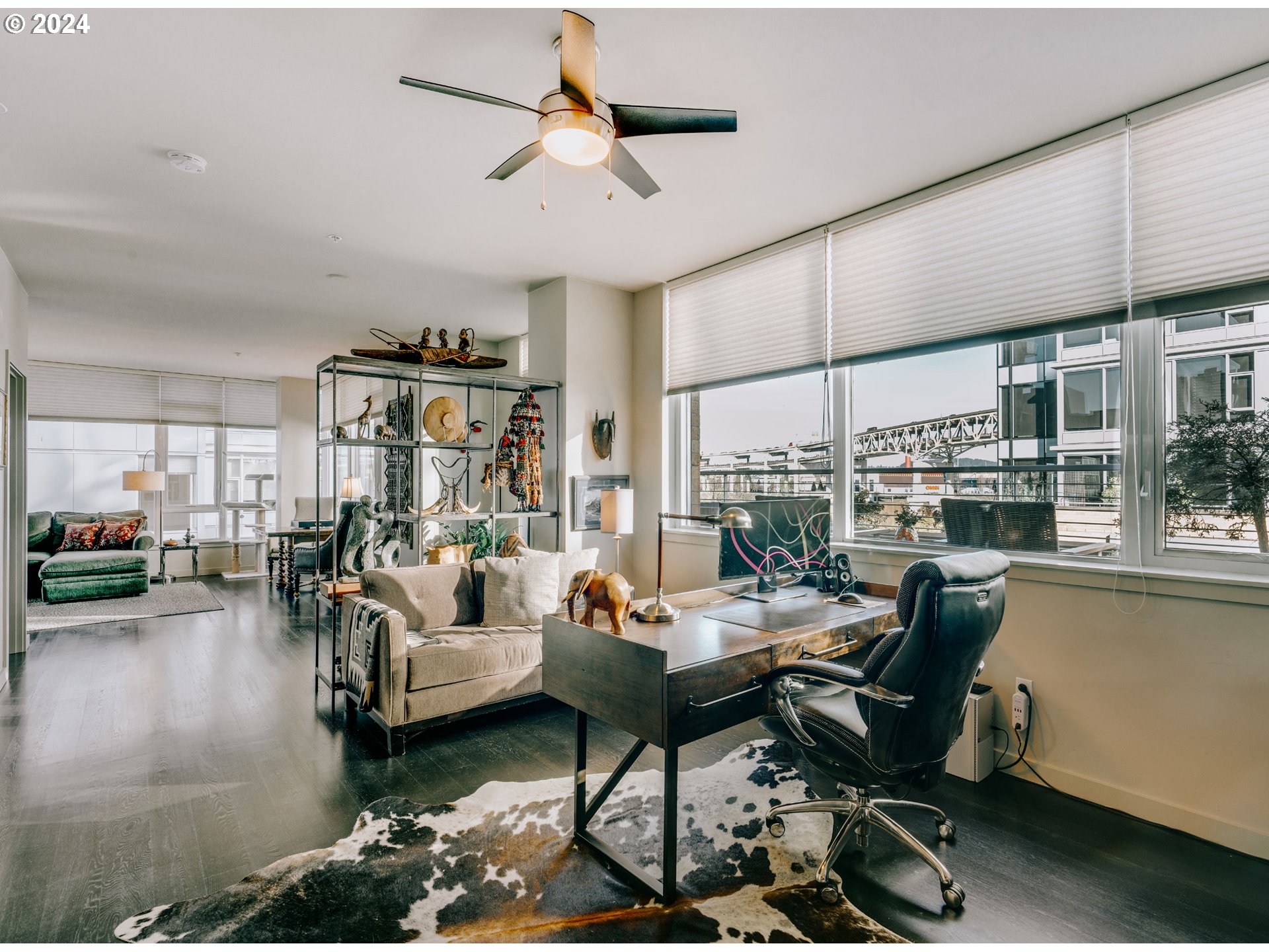 1930 S RIVER DR W107