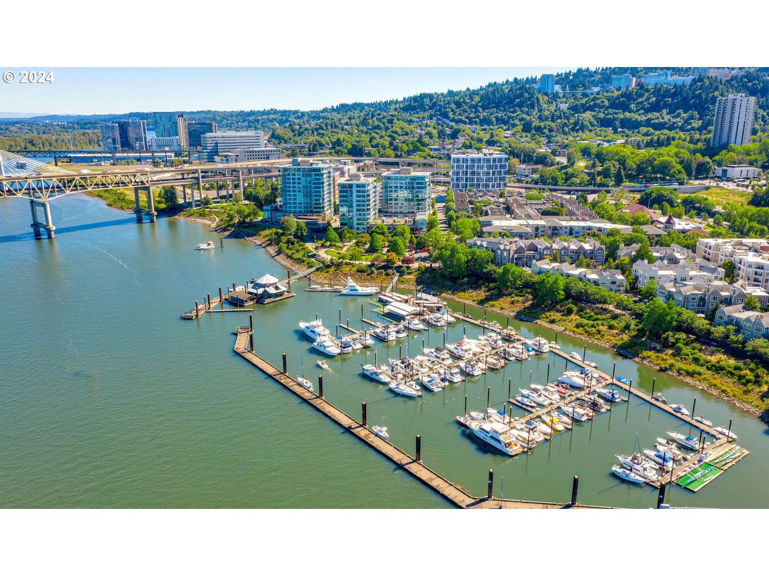 1930 S RIVER DR W107