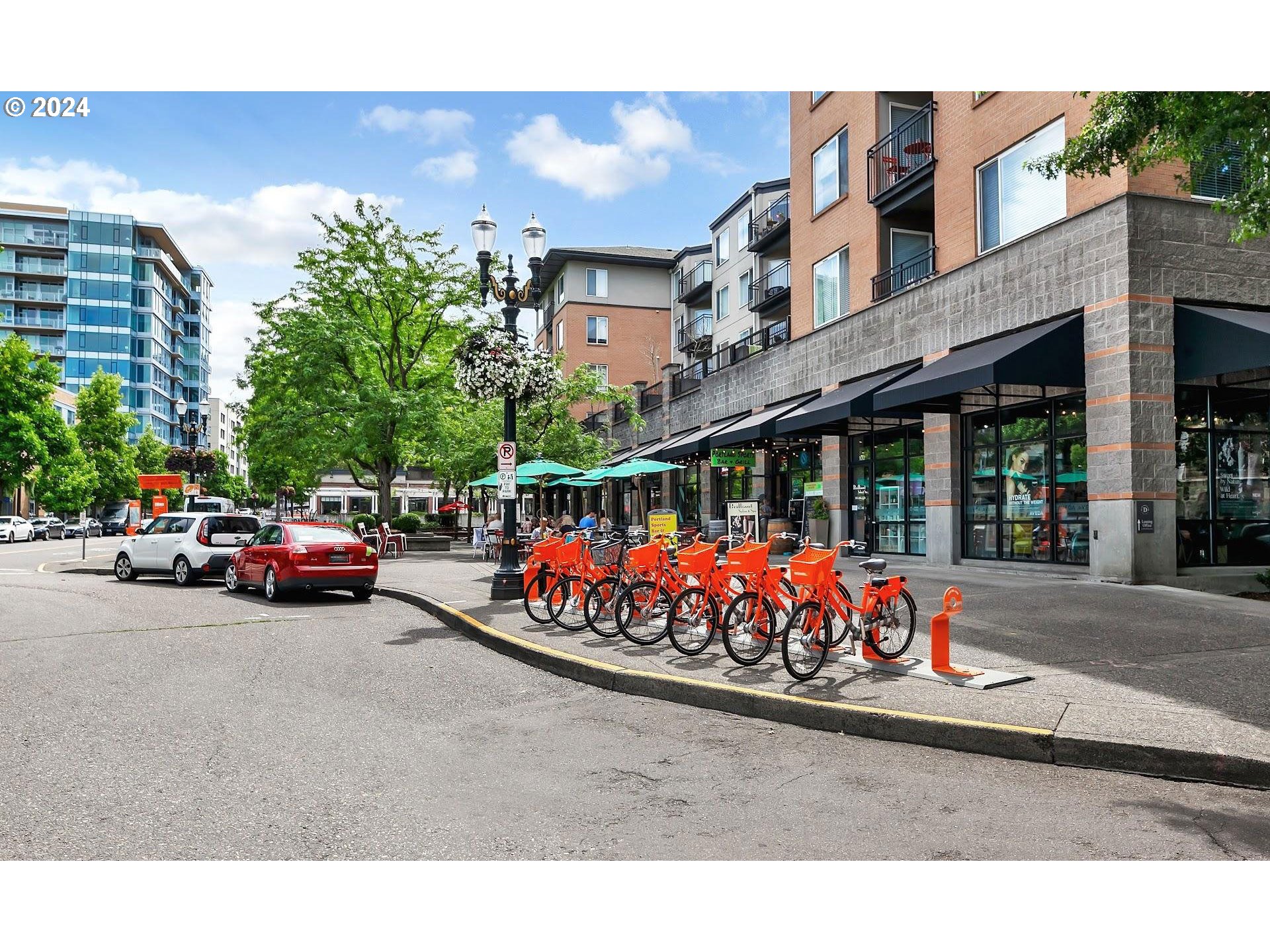 1930 S RIVER DR W107