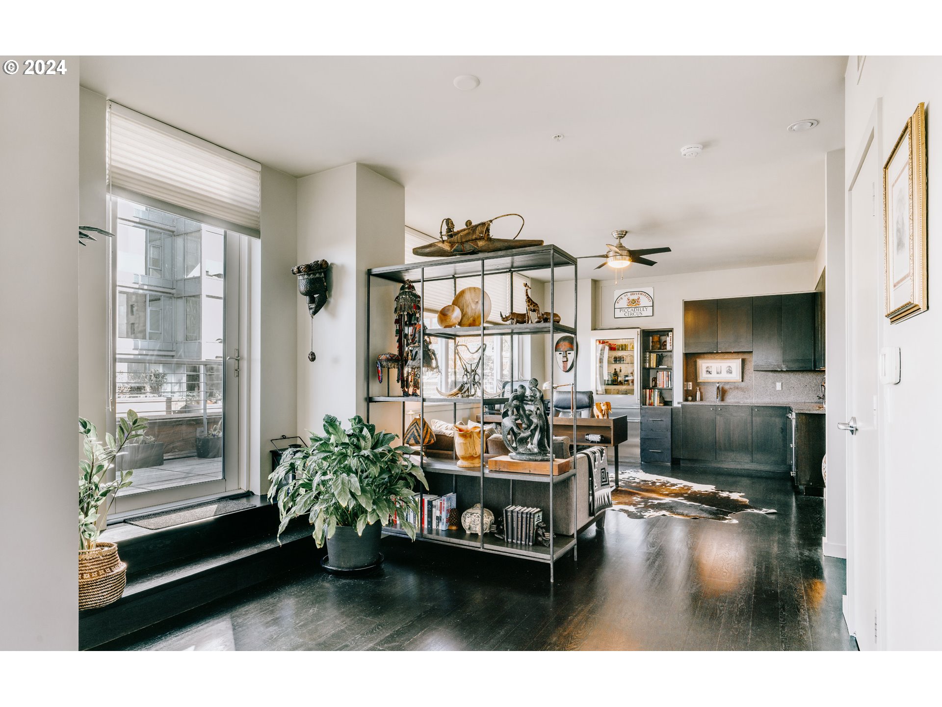 1930 S RIVER DR W107