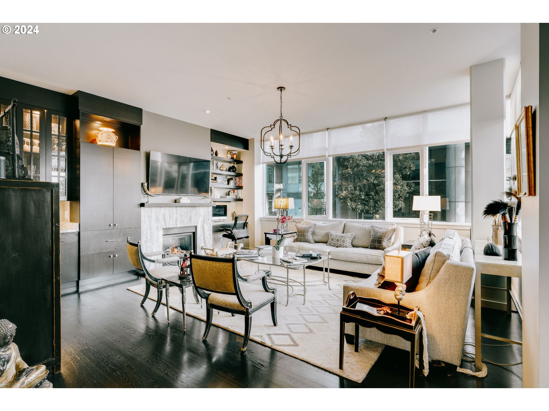 1930 S RIVER DR W107