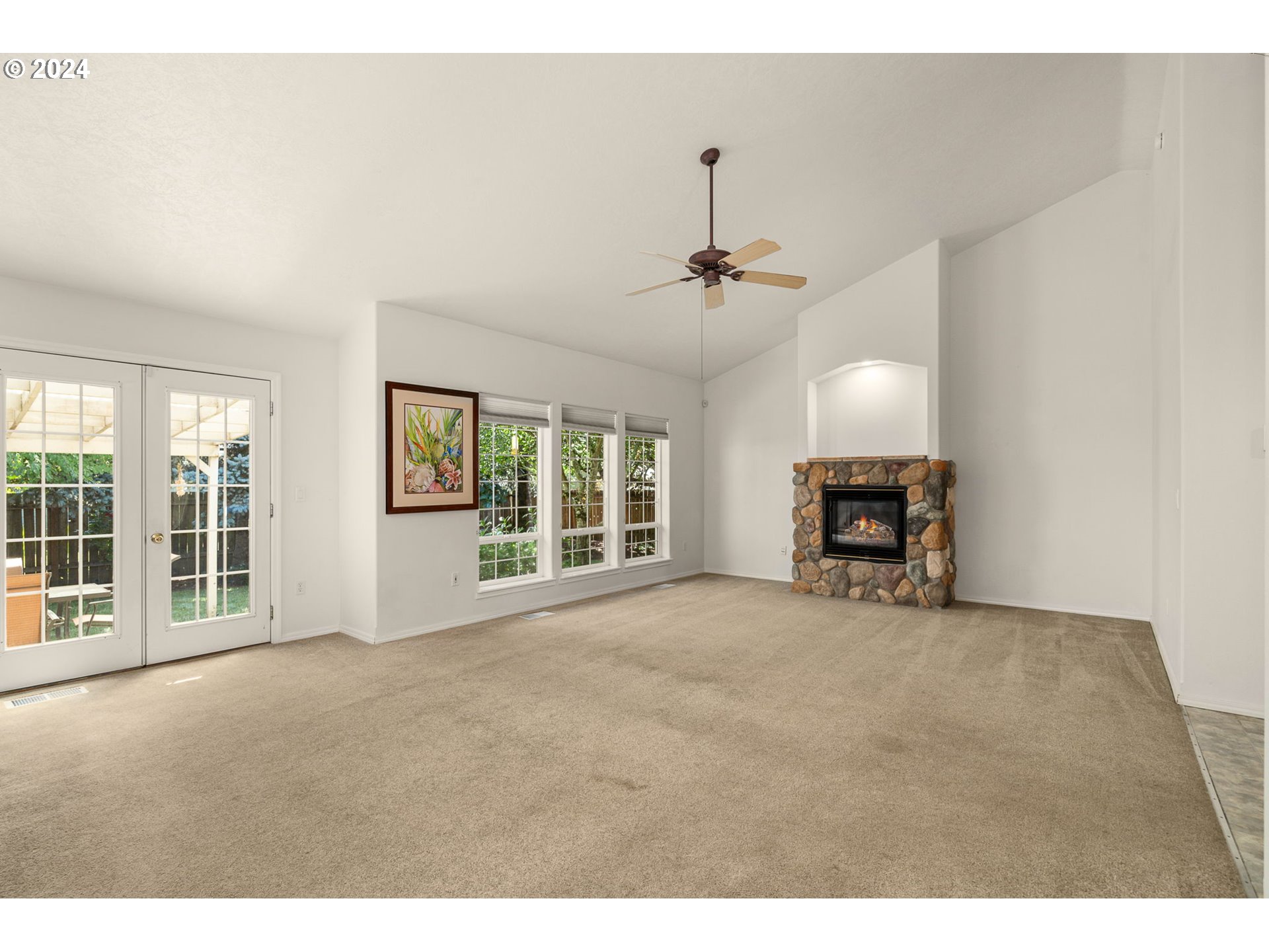 2372 NW MEADOWS DR, McMinnville