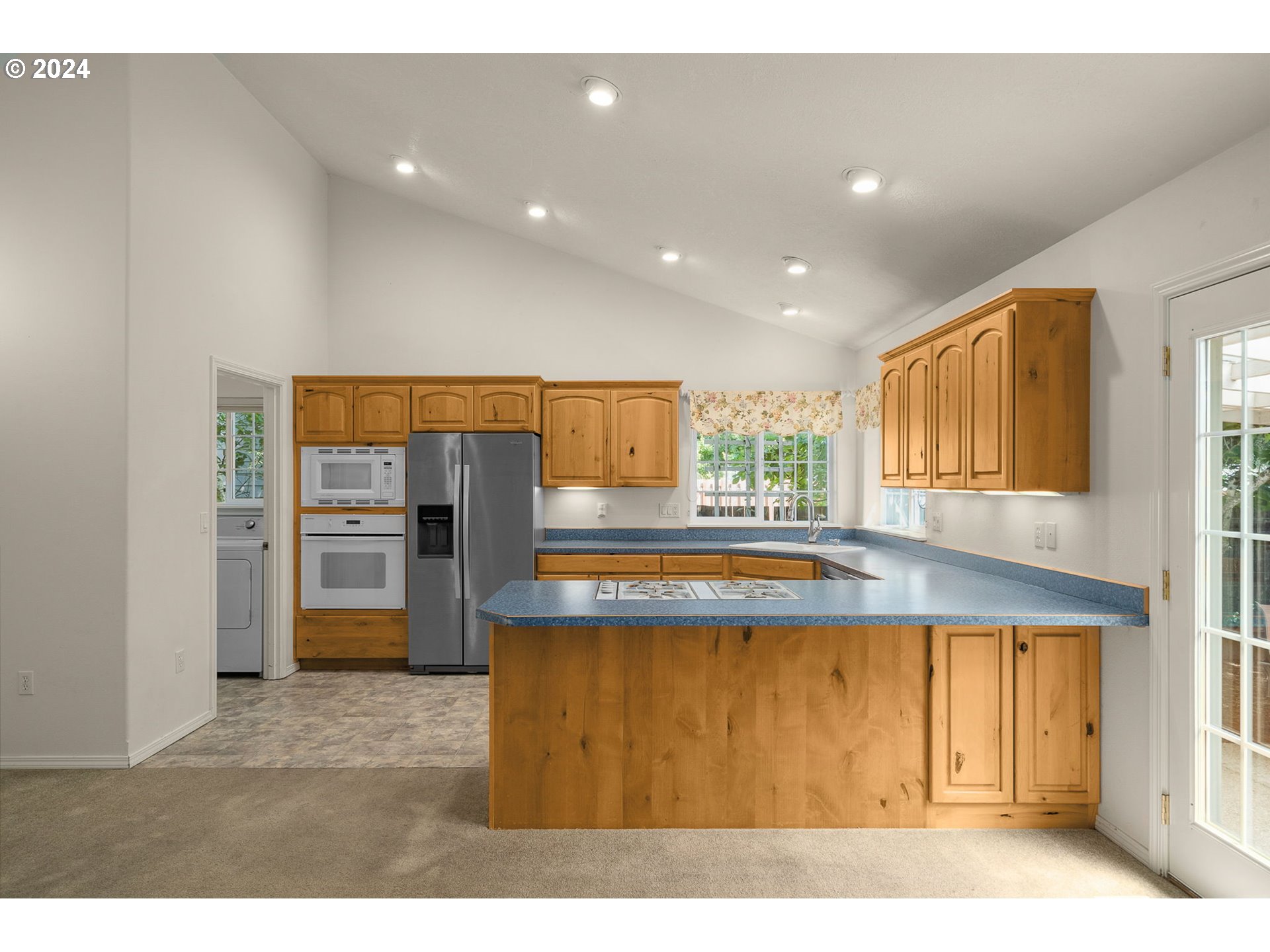 2372 NW MEADOWS DR, McMinnville