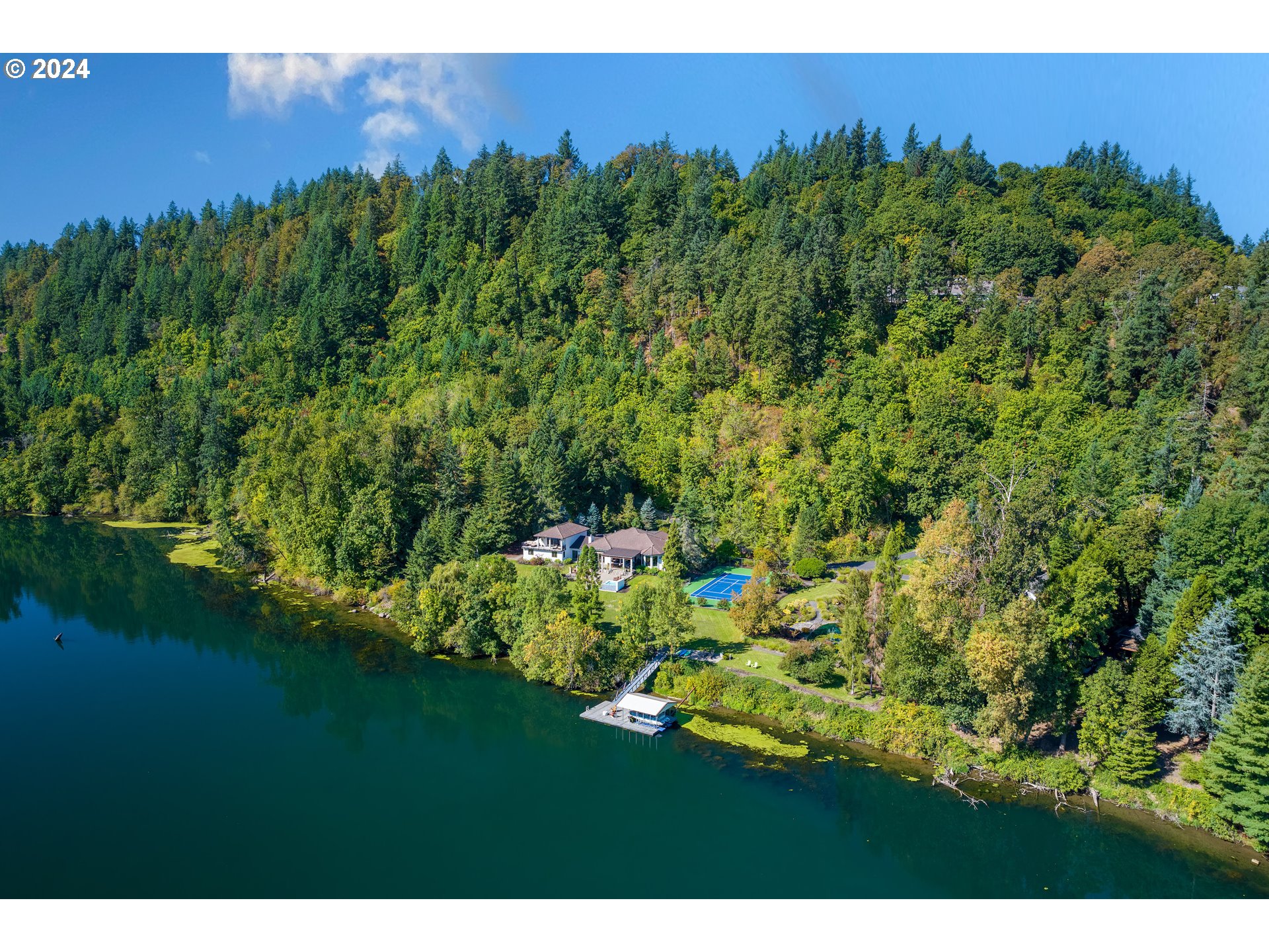 24220 SW PETES MOUNTAIN RD