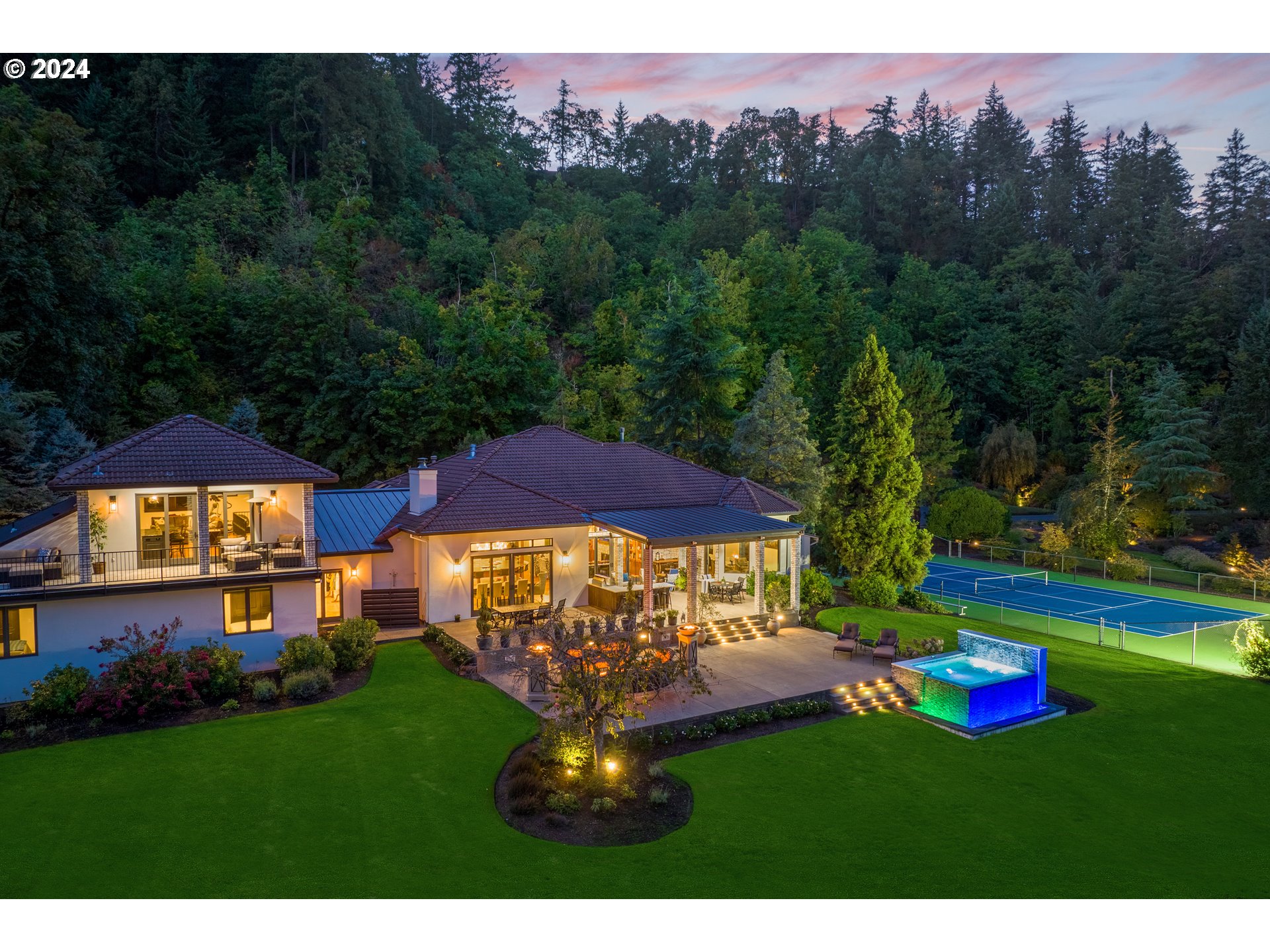 24220 SW PETES MOUNTAIN RD
