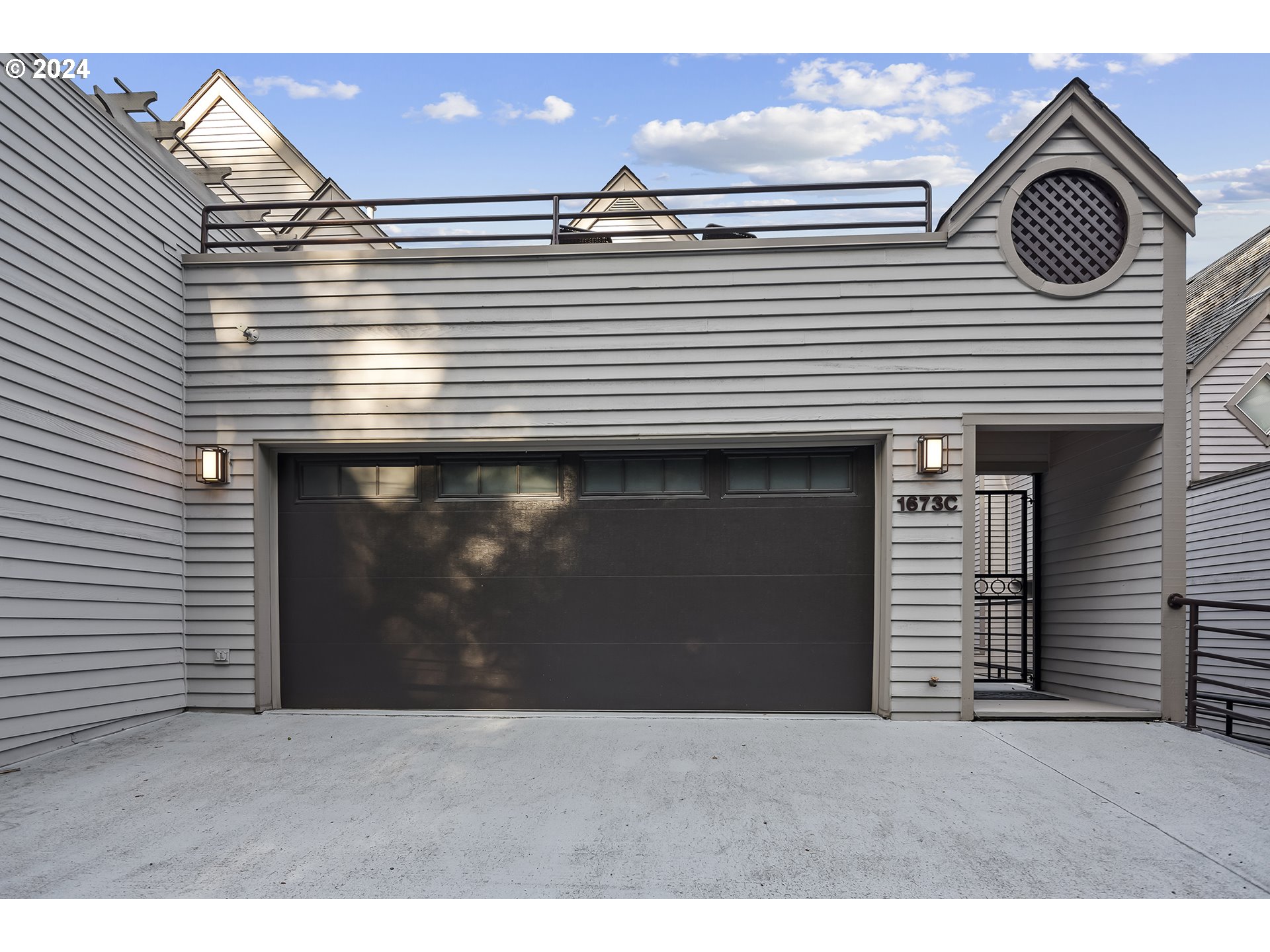 1673 SW MONTGOMERY Dr C