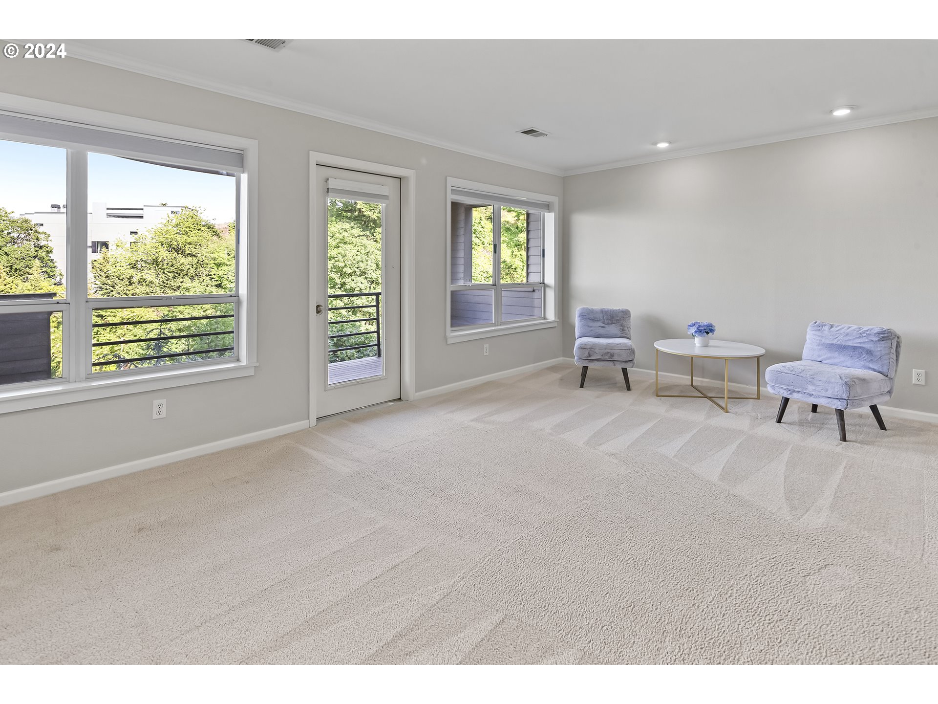 1673 SW MONTGOMERY Dr C