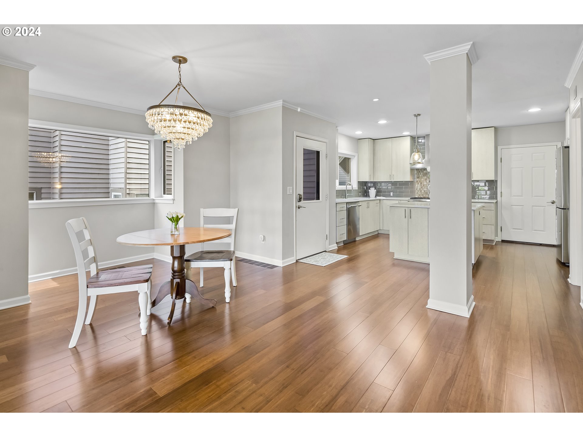 1673 SW MONTGOMERY Dr C