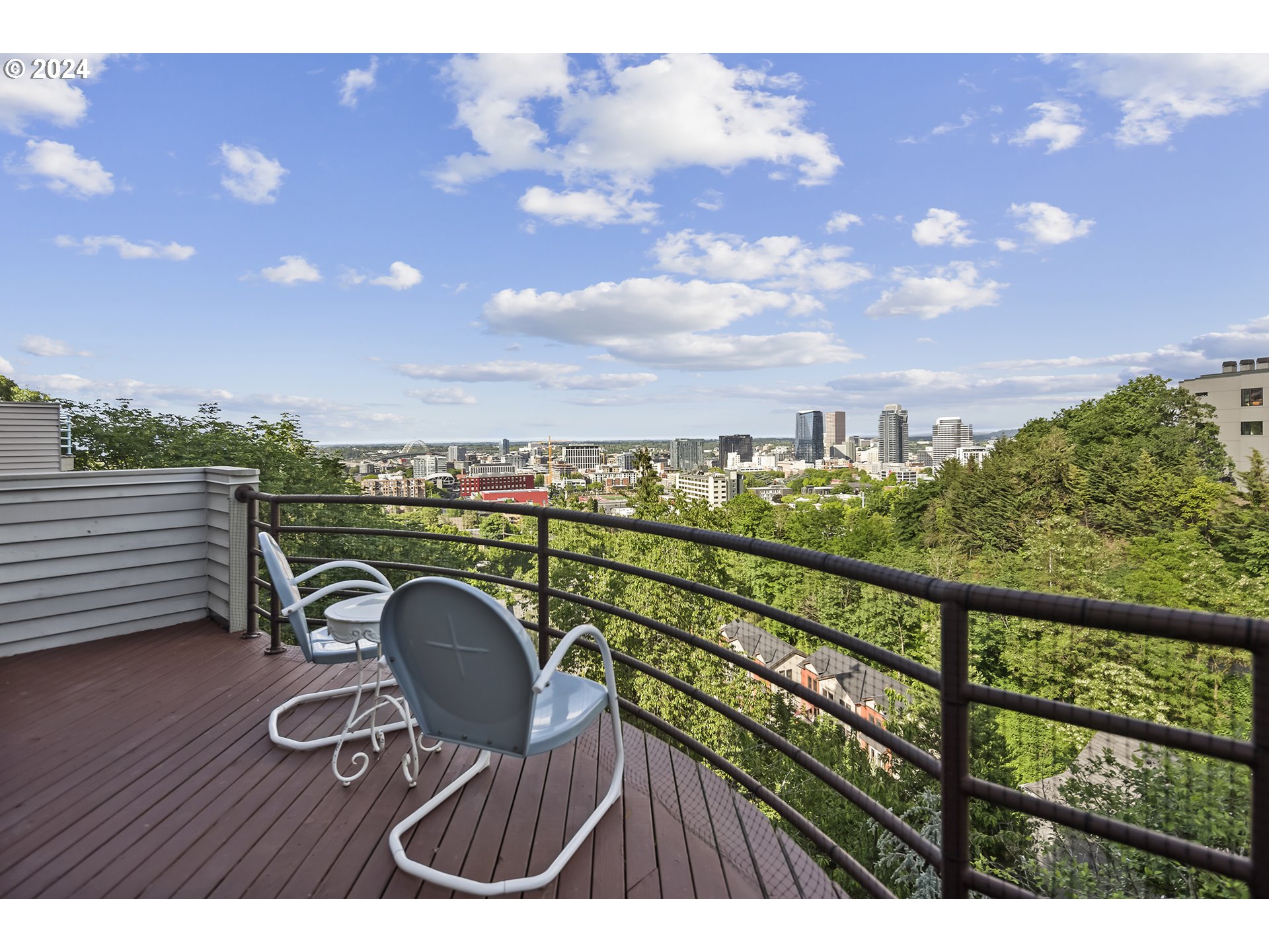 1673 SW MONTGOMERY Dr C