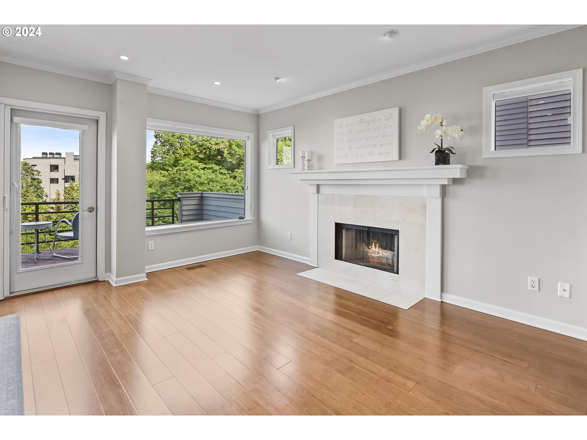 1673 SW MONTGOMERY Dr C