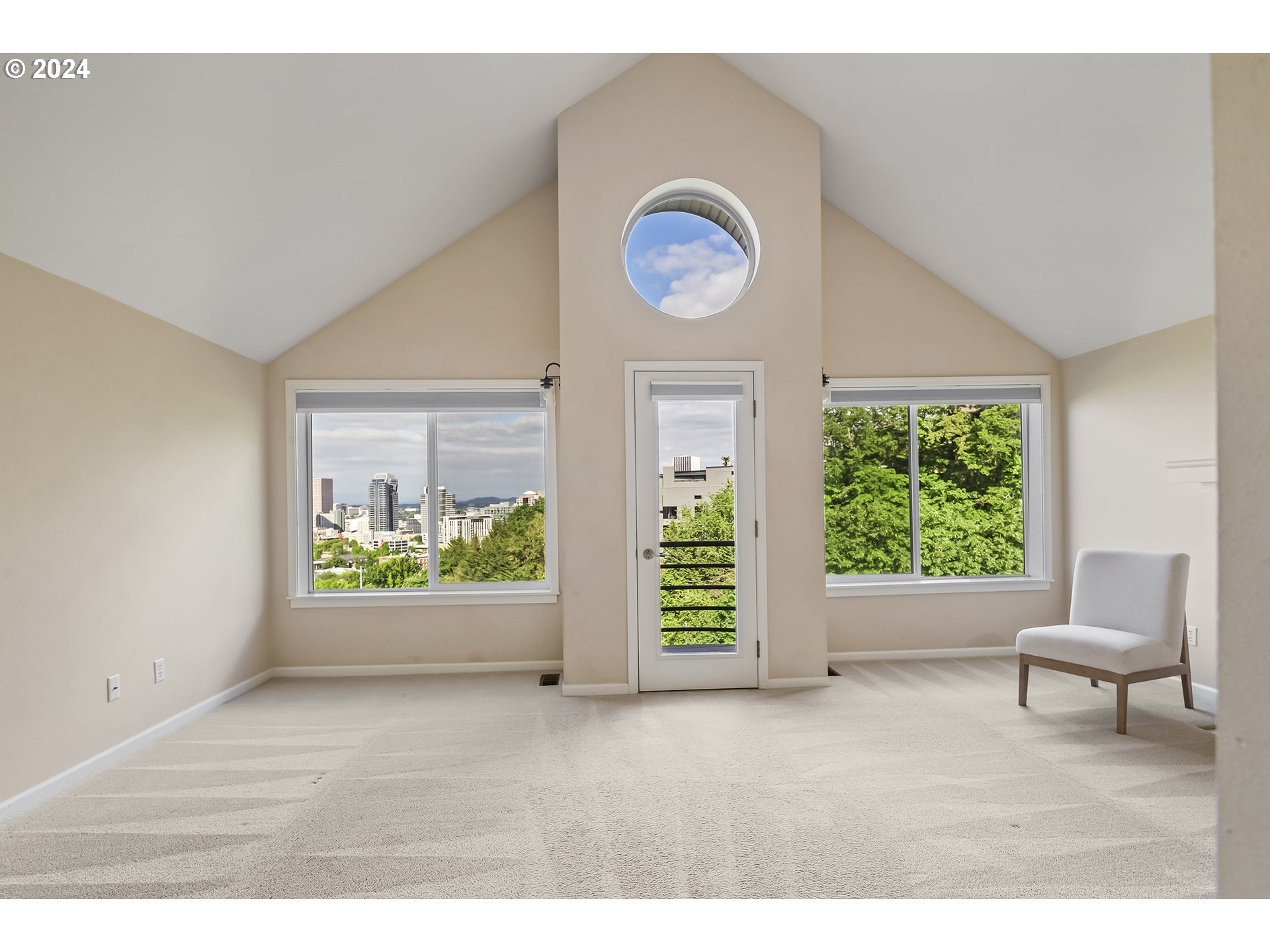 1673 SW MONTGOMERY Dr C