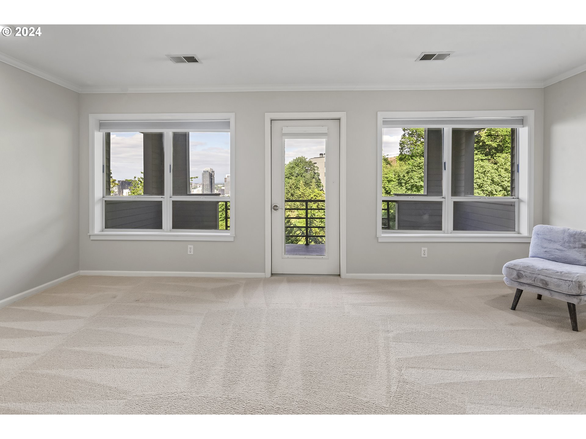 1673 SW MONTGOMERY Dr C