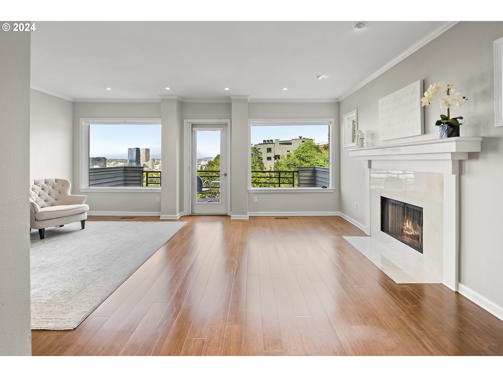 1673 SW MONTGOMERY Dr C