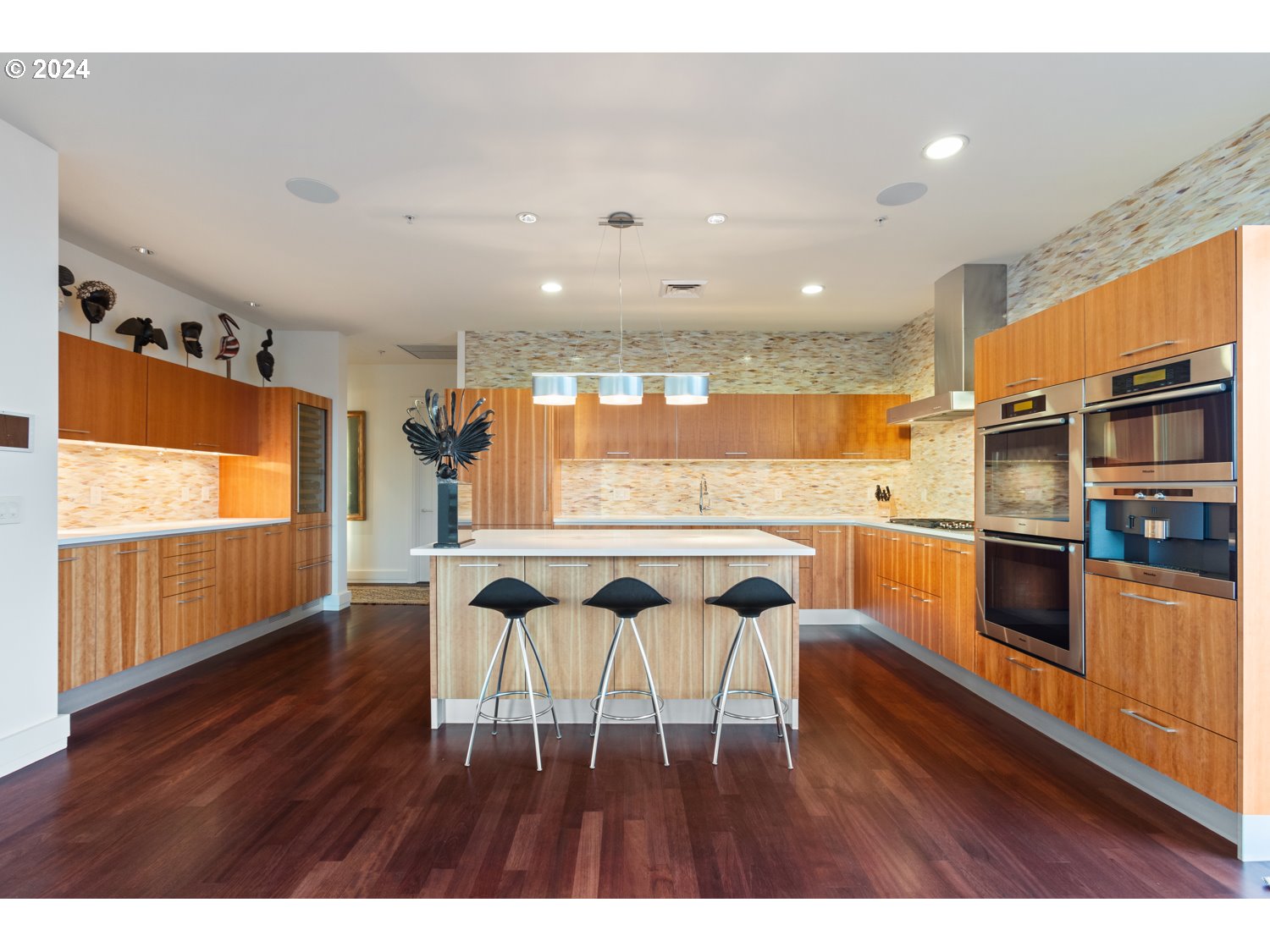 311 NW 12TH AVE 1602