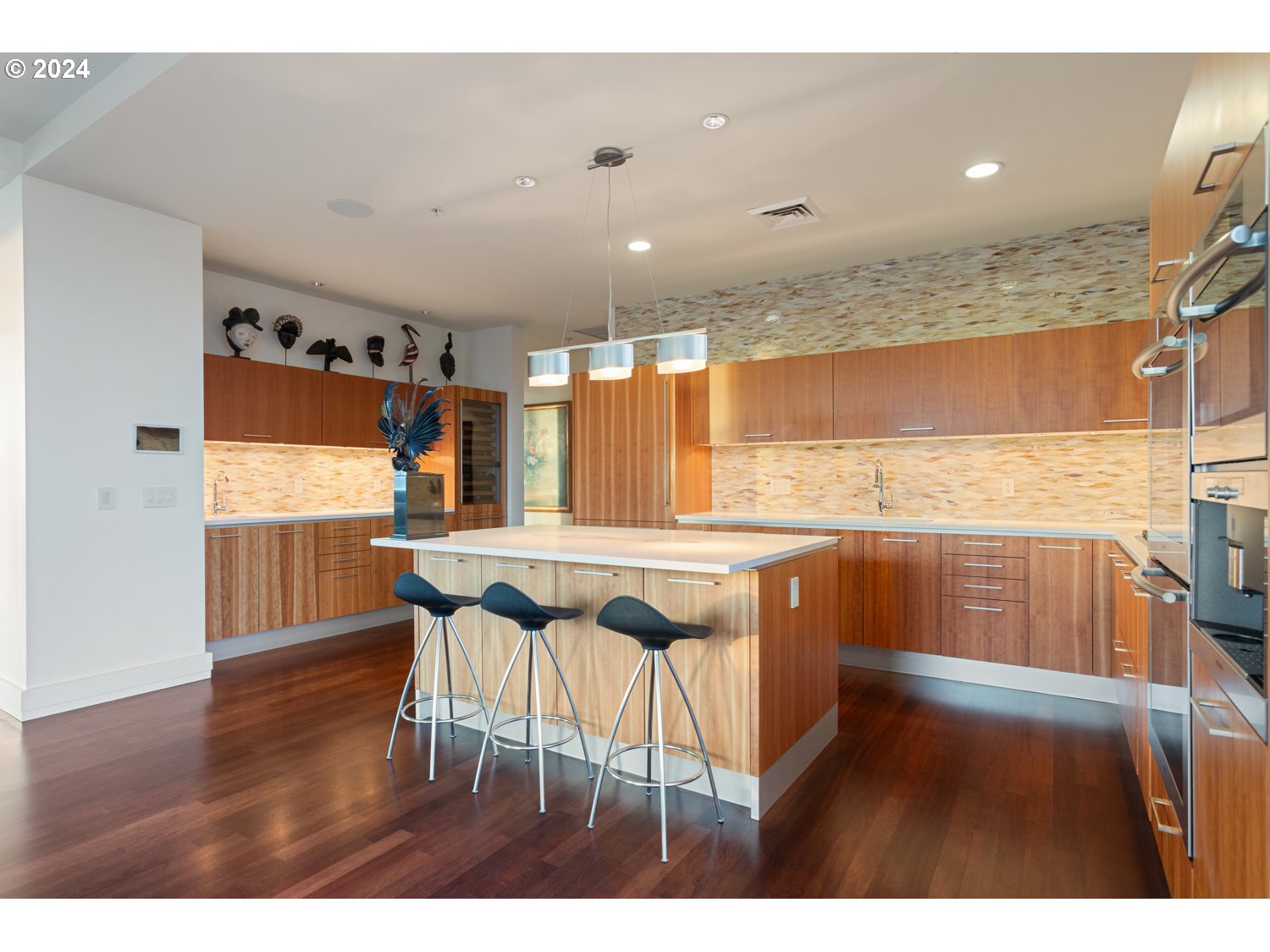 311 NW 12TH AVE 1602