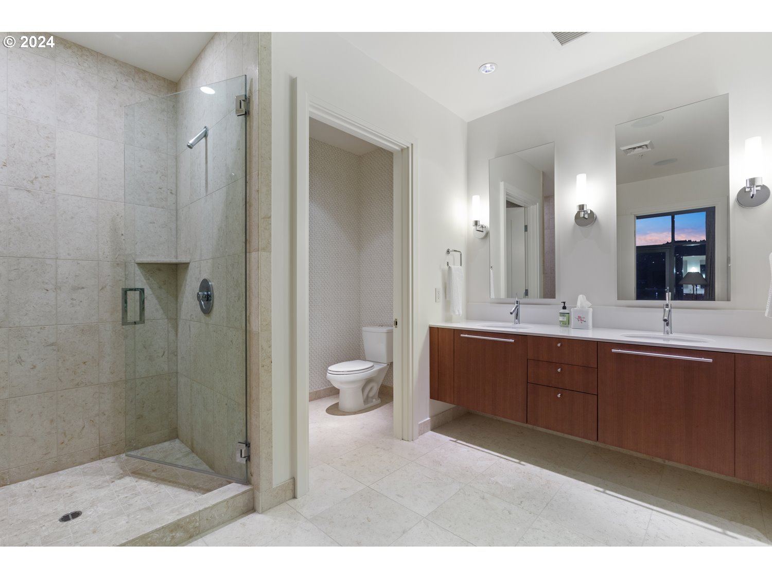 311 NW 12TH AVE 1602