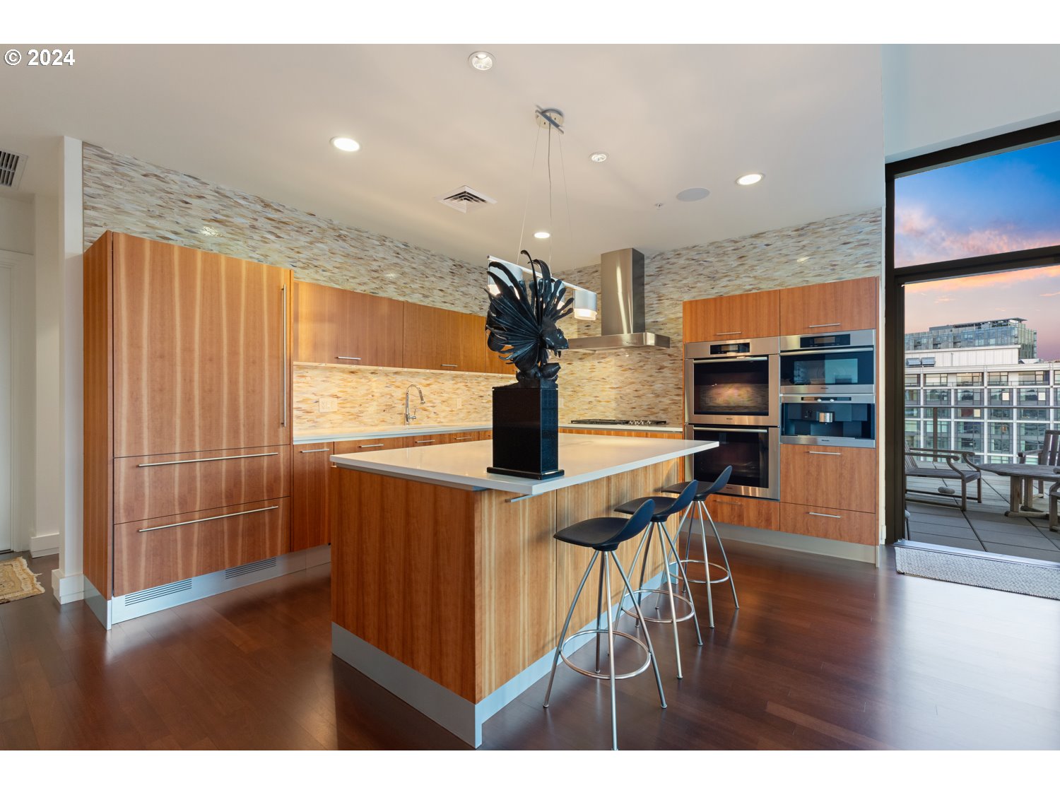 311 NW 12TH AVE 1602