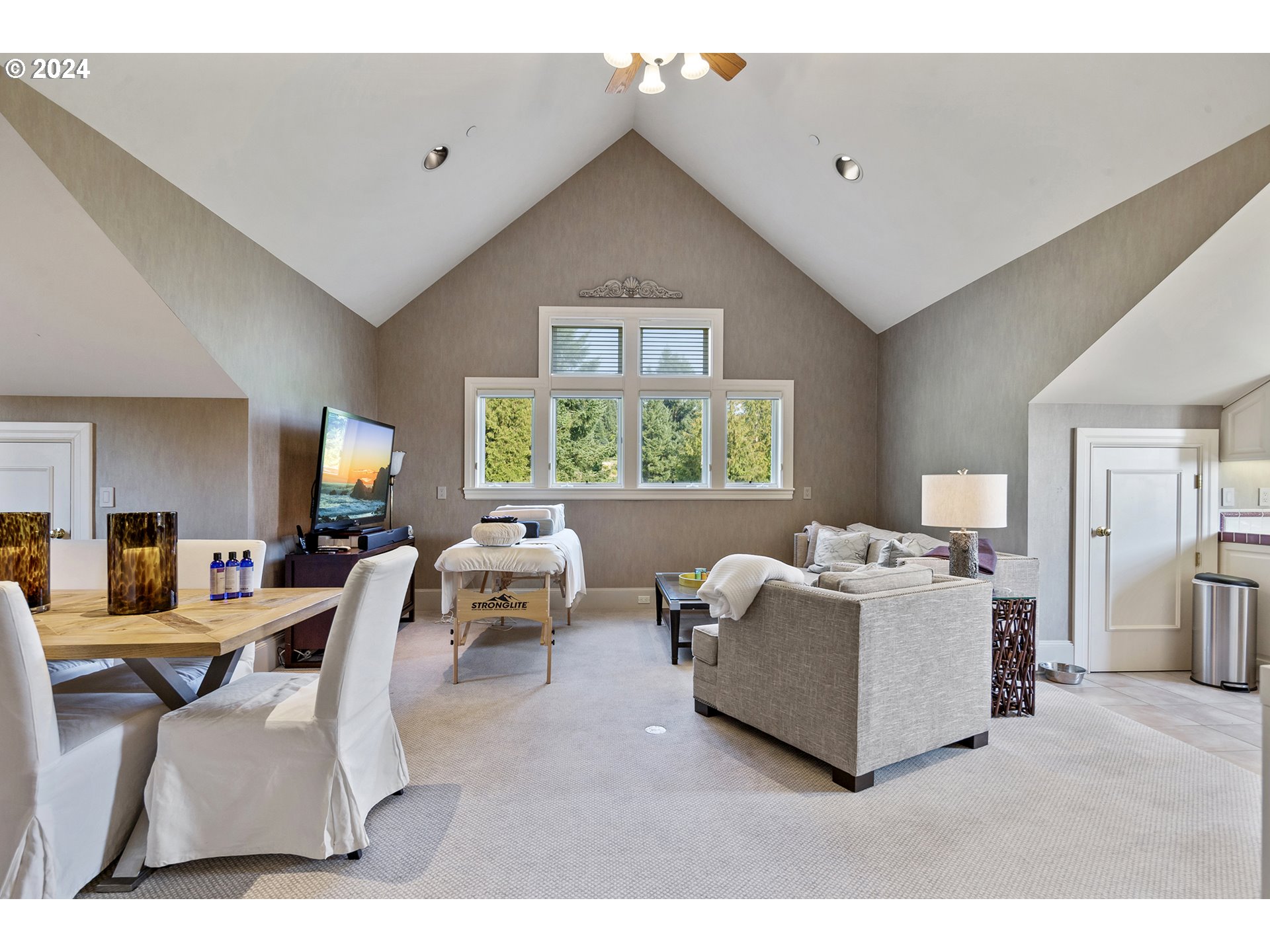 11223 NW SALTZMAN RD