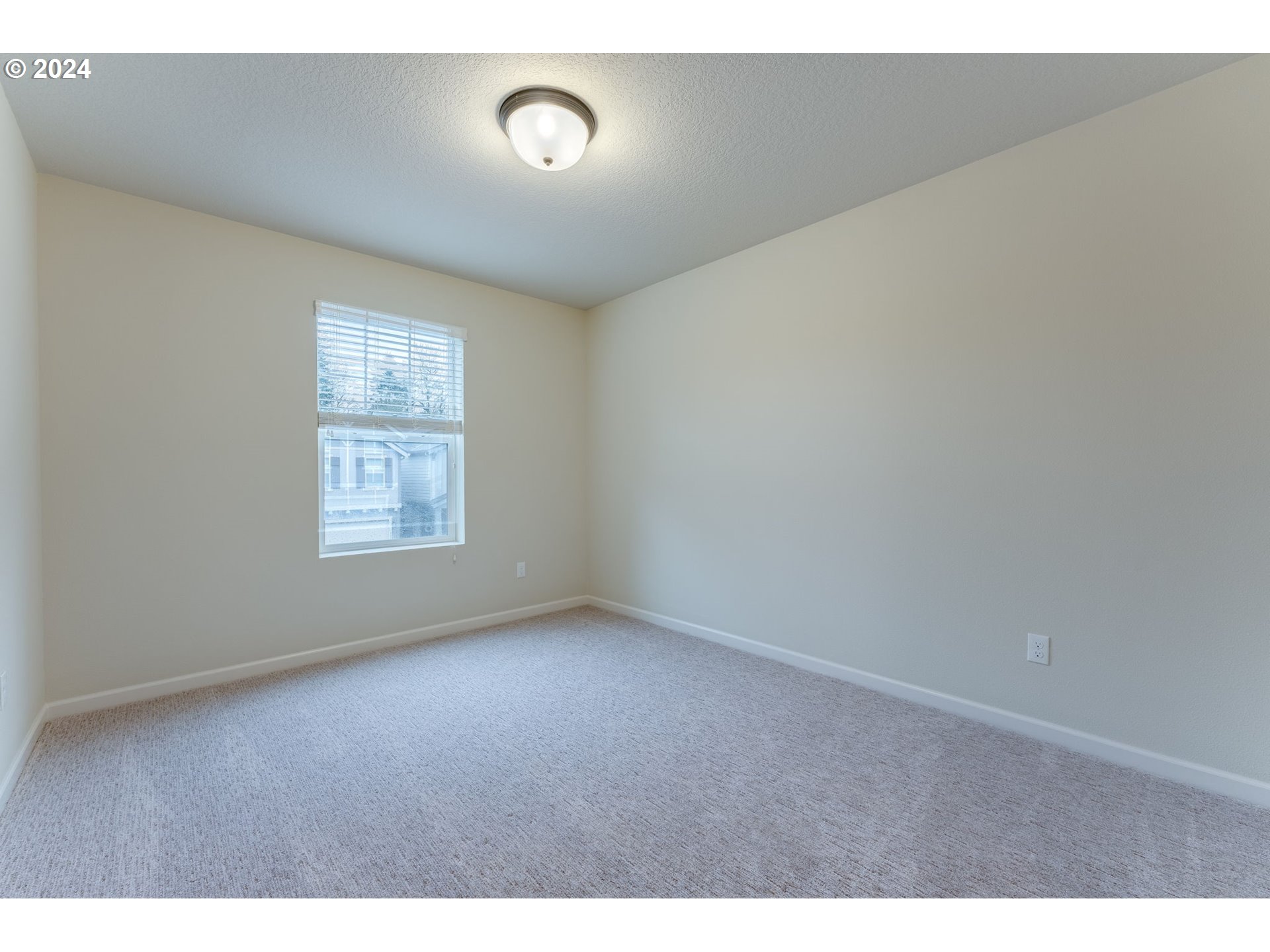 10035 NW BARTLETT LOOP