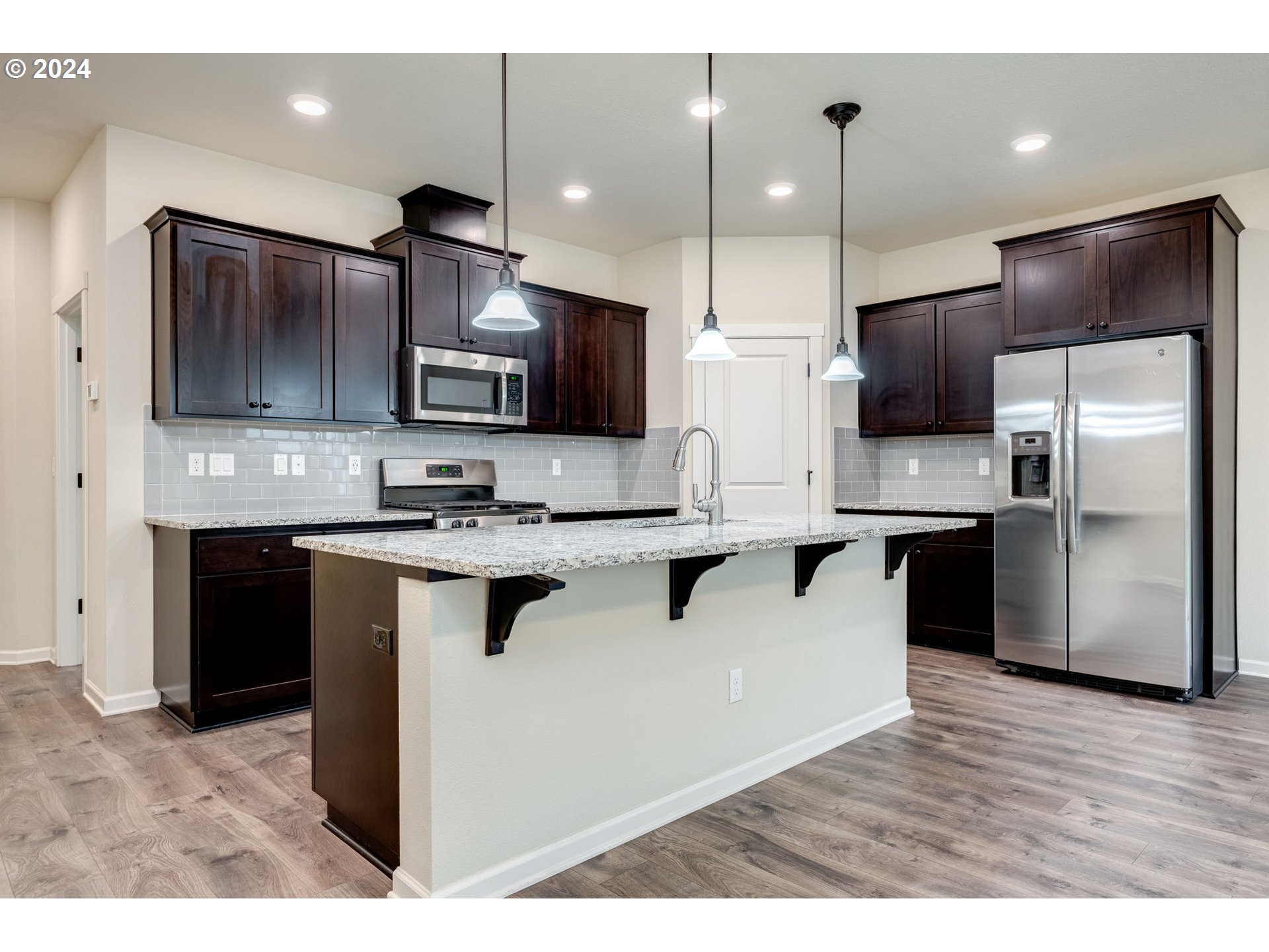 10035 NW BARTLETT LOOP