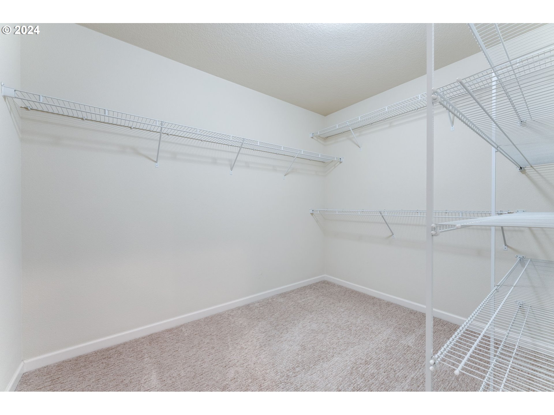 10035 NW BARTLETT LOOP