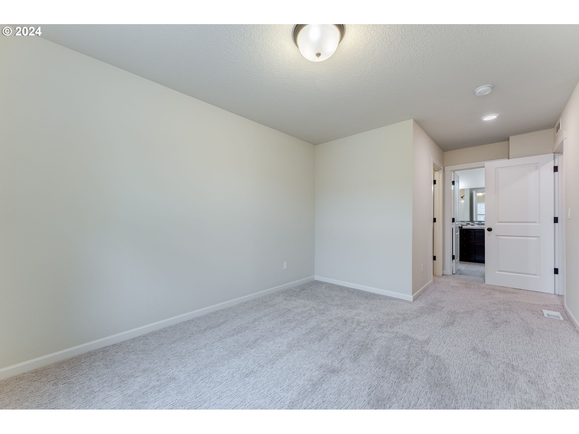 10035 NW BARTLETT LOOP