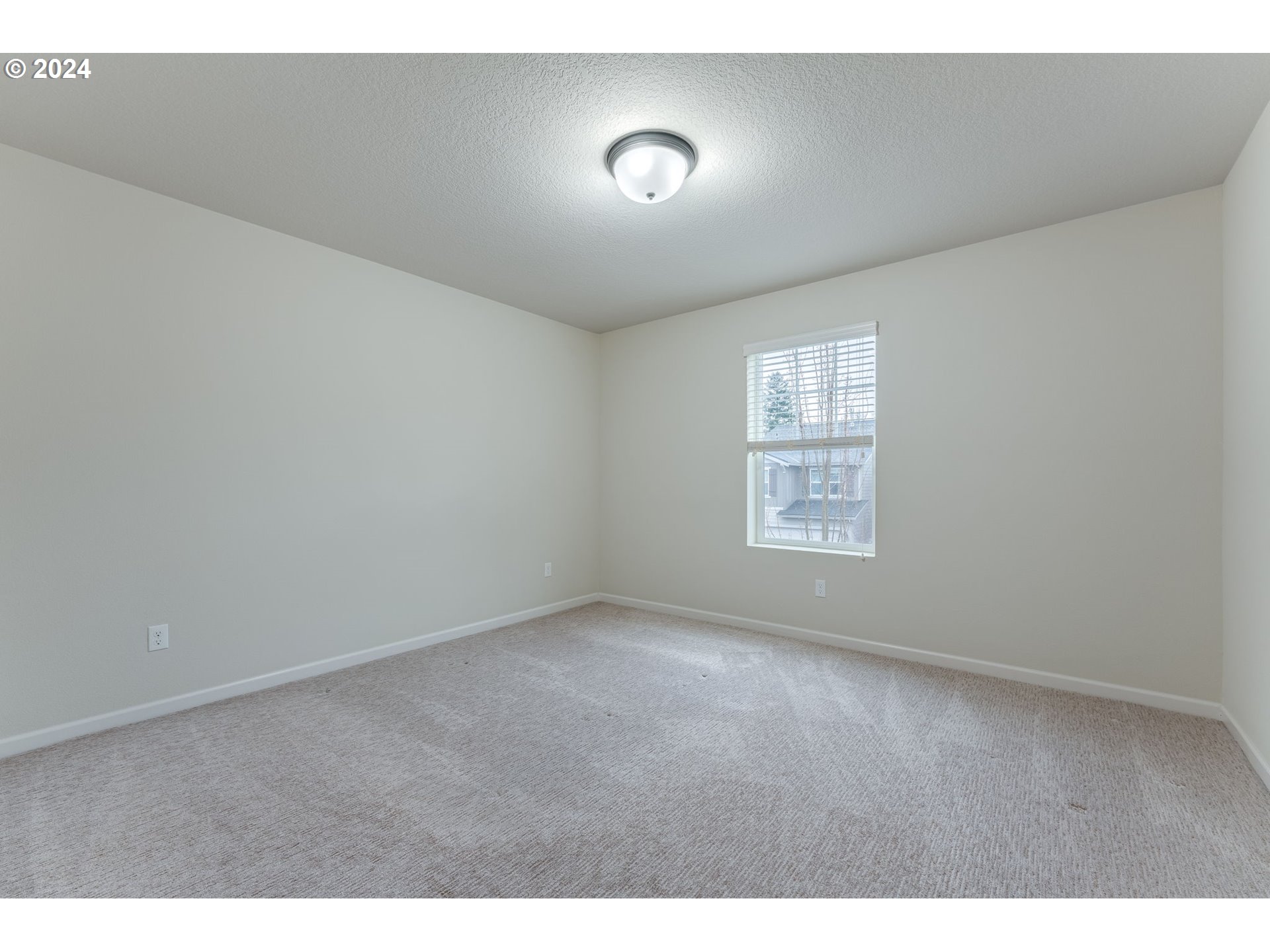 10035 NW BARTLETT LOOP