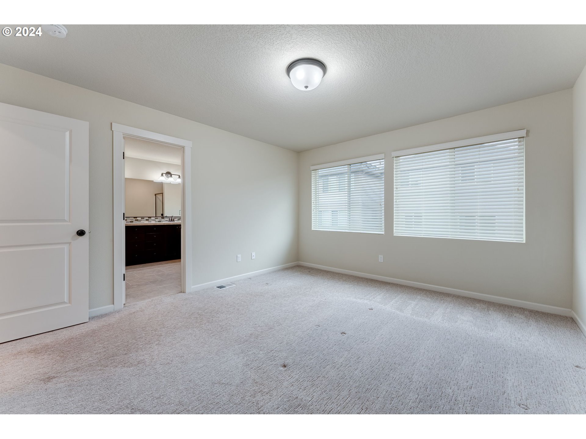 10035 NW BARTLETT LOOP