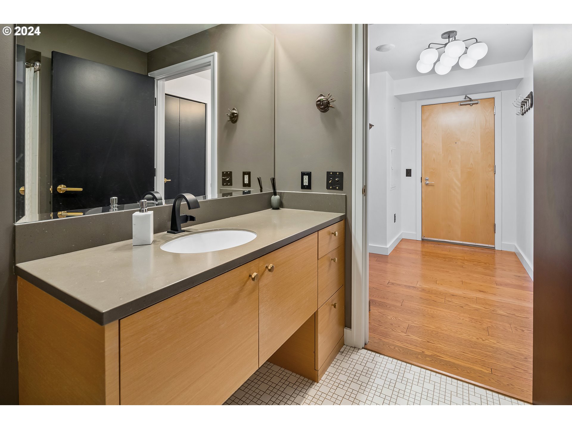 3601 S RIVER PKWY 1206