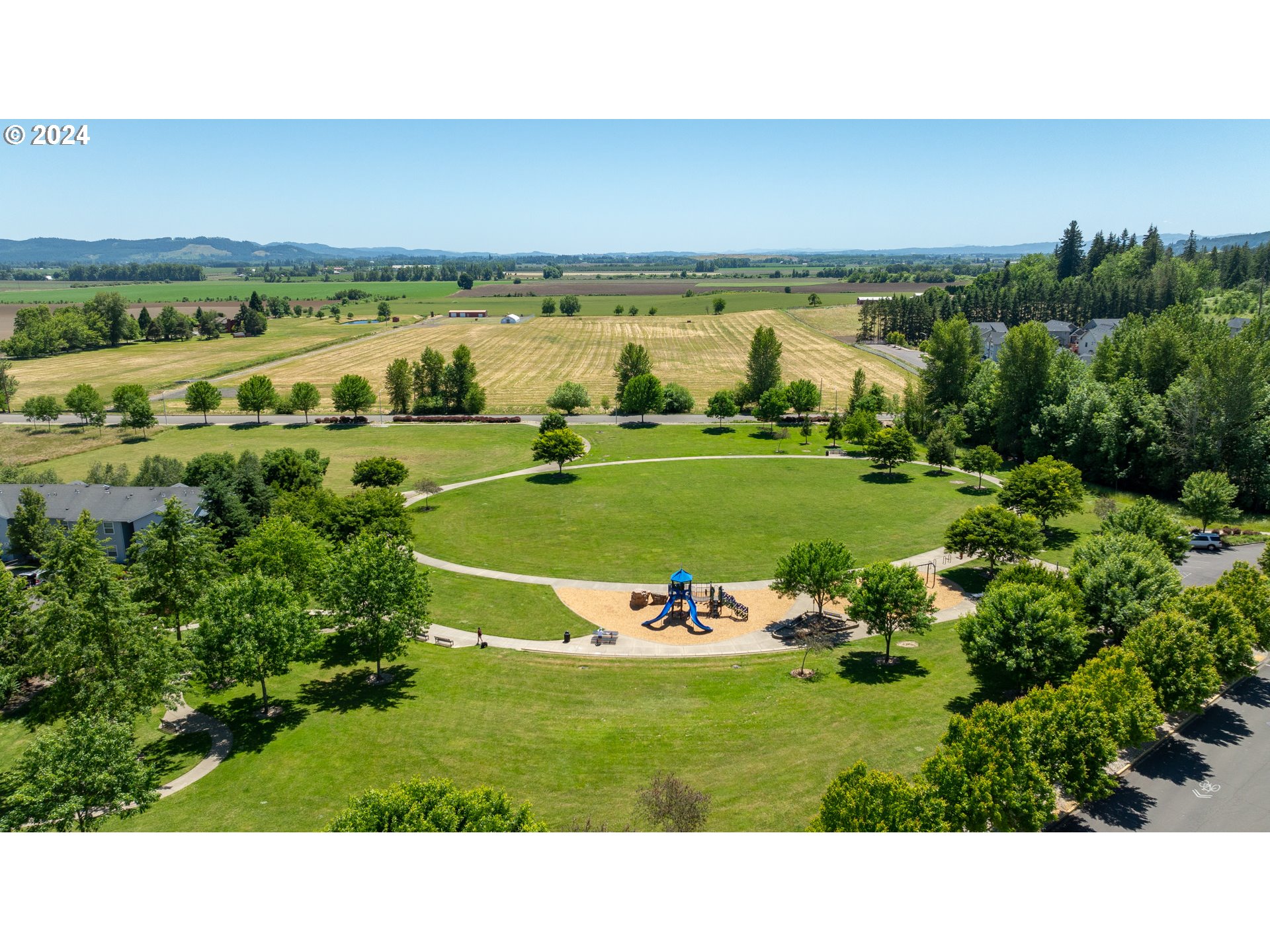 2898 NW MT ASHLAND LN, McMinnville