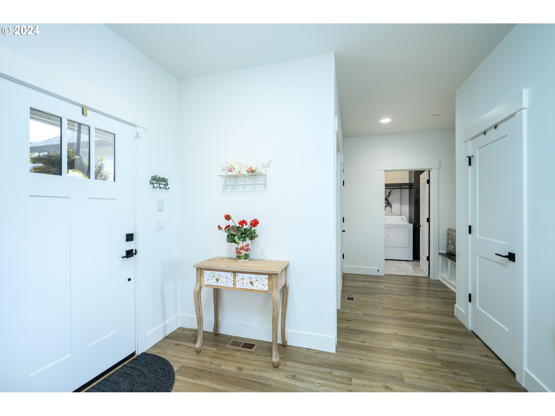 2898 NW MT ASHLAND LN, McMinnville