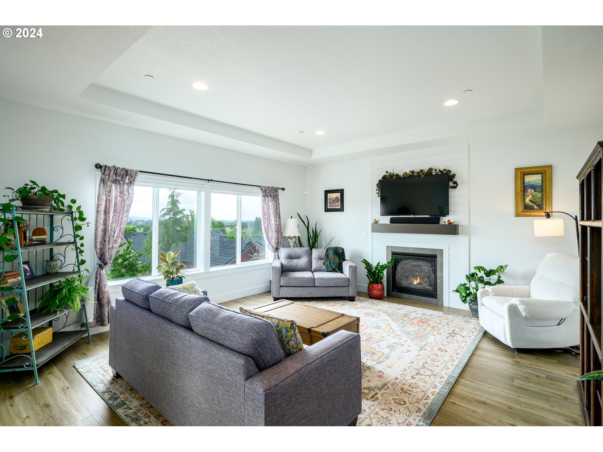 2898 NW MT ASHLAND LN, McMinnville