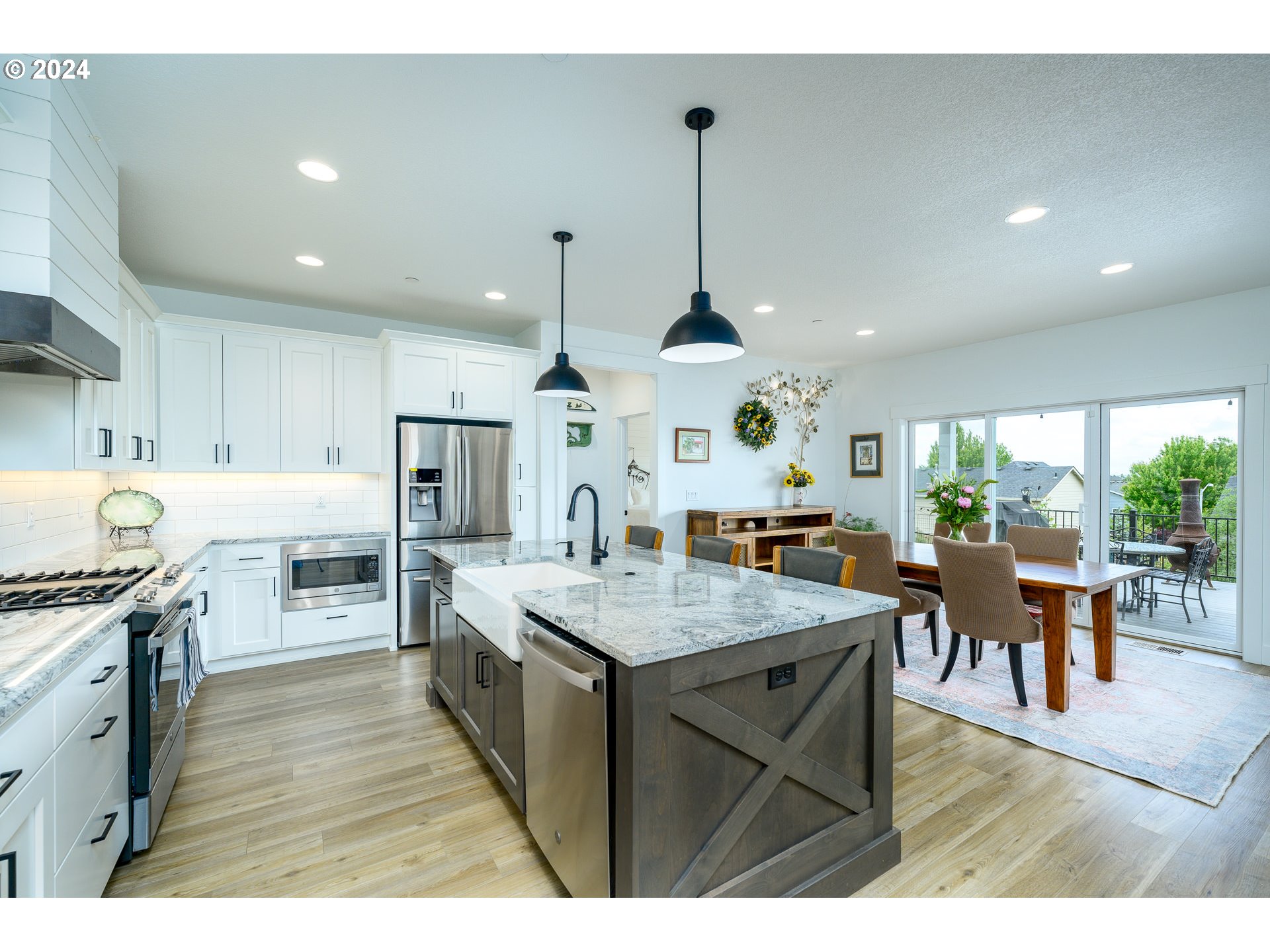 2898 NW MT ASHLAND LN, McMinnville