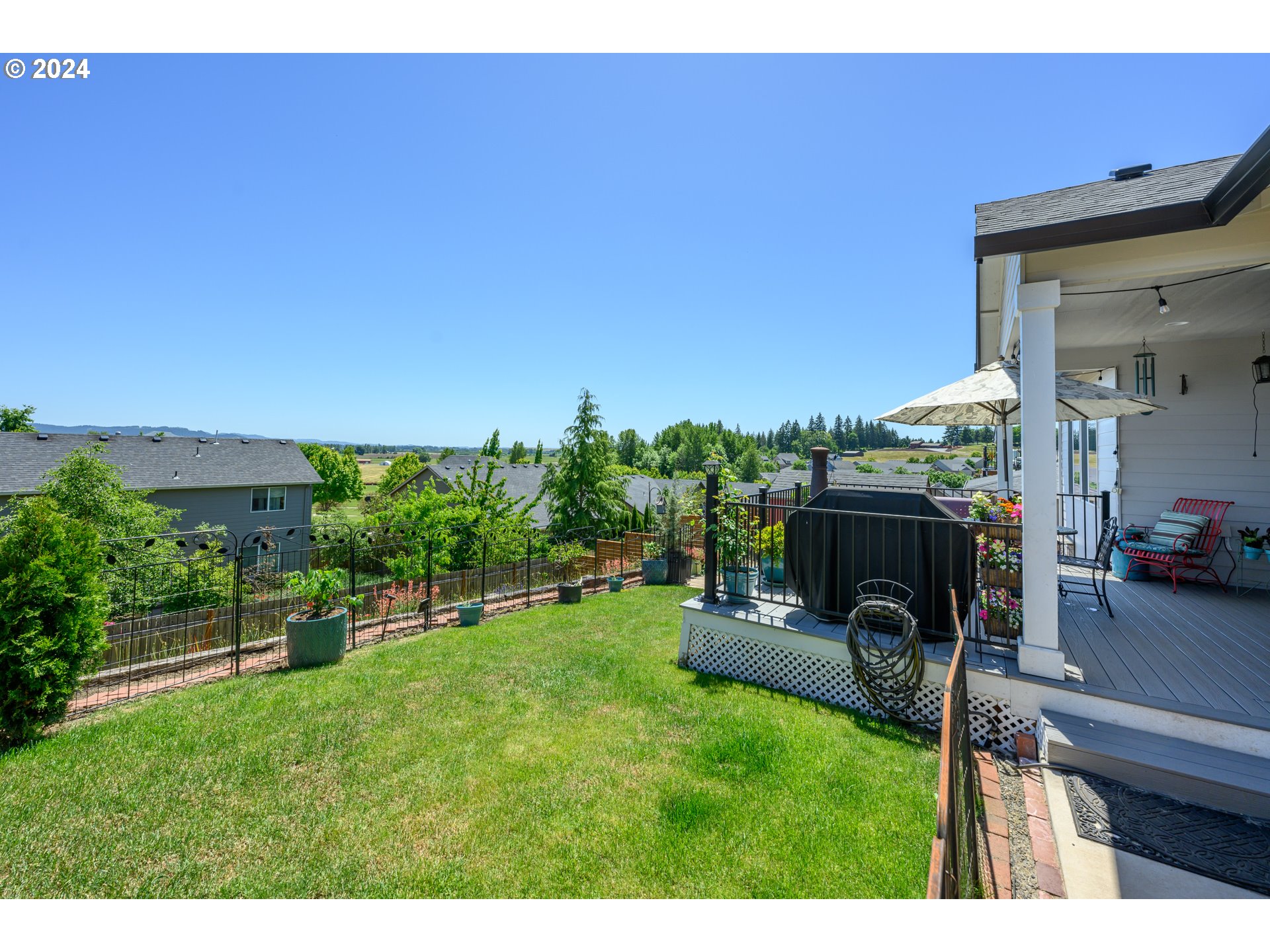 2898 NW MT ASHLAND LN, McMinnville