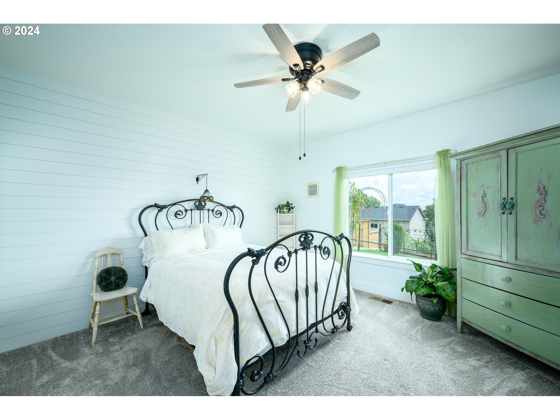 2898 NW MT ASHLAND LN, McMinnville